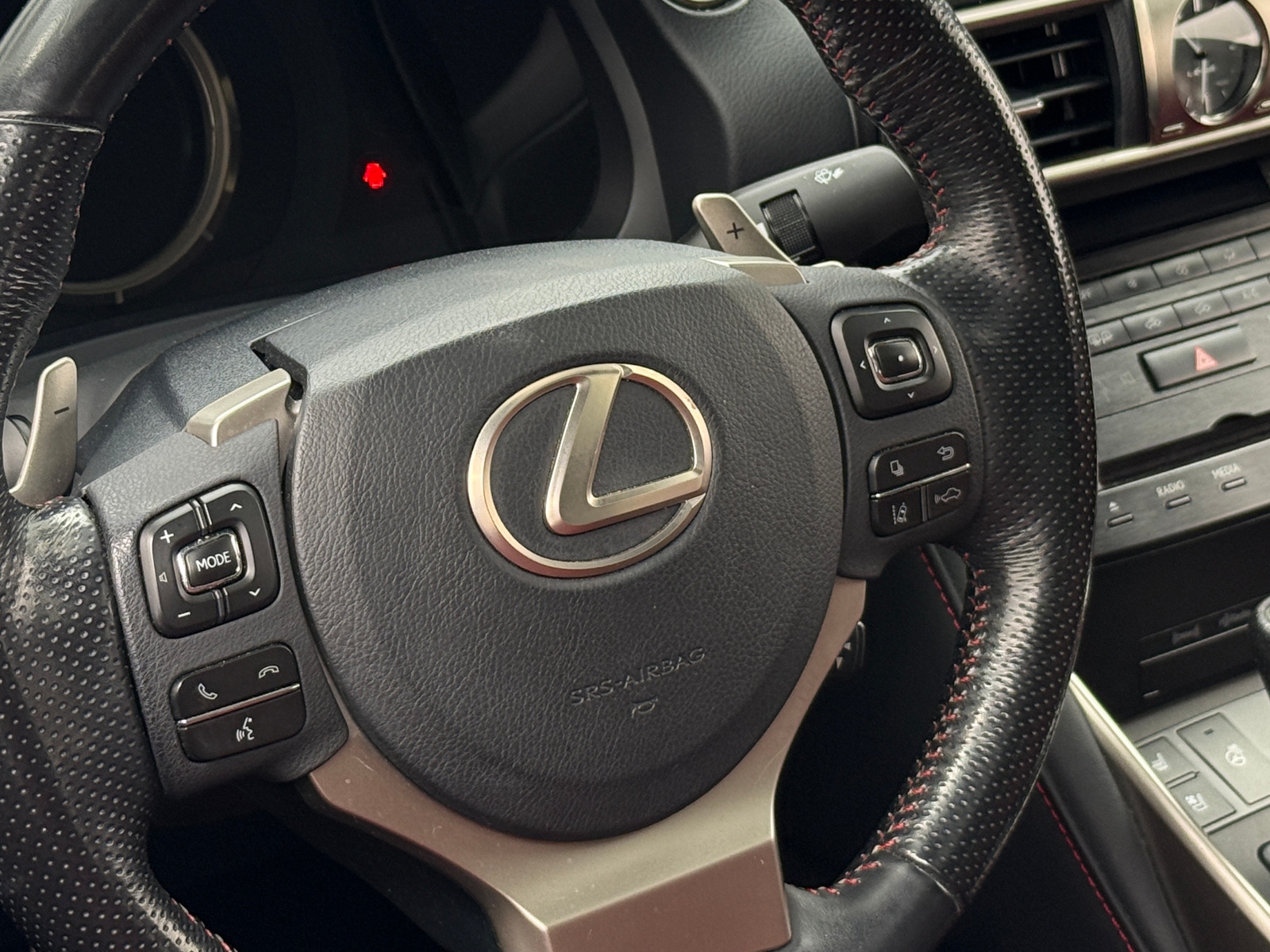 Thumbnail: 2017 Lexus IS - 4