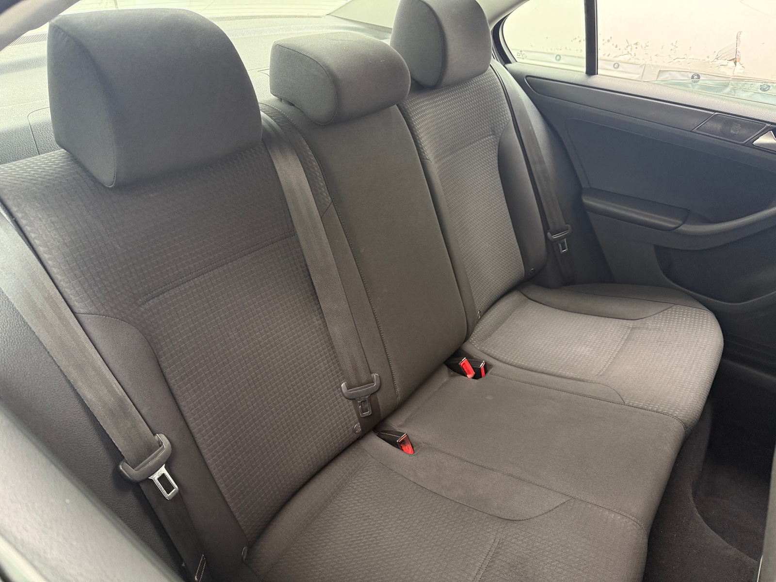 Thumbnail: 2016 Volkswagen Jetta - 6