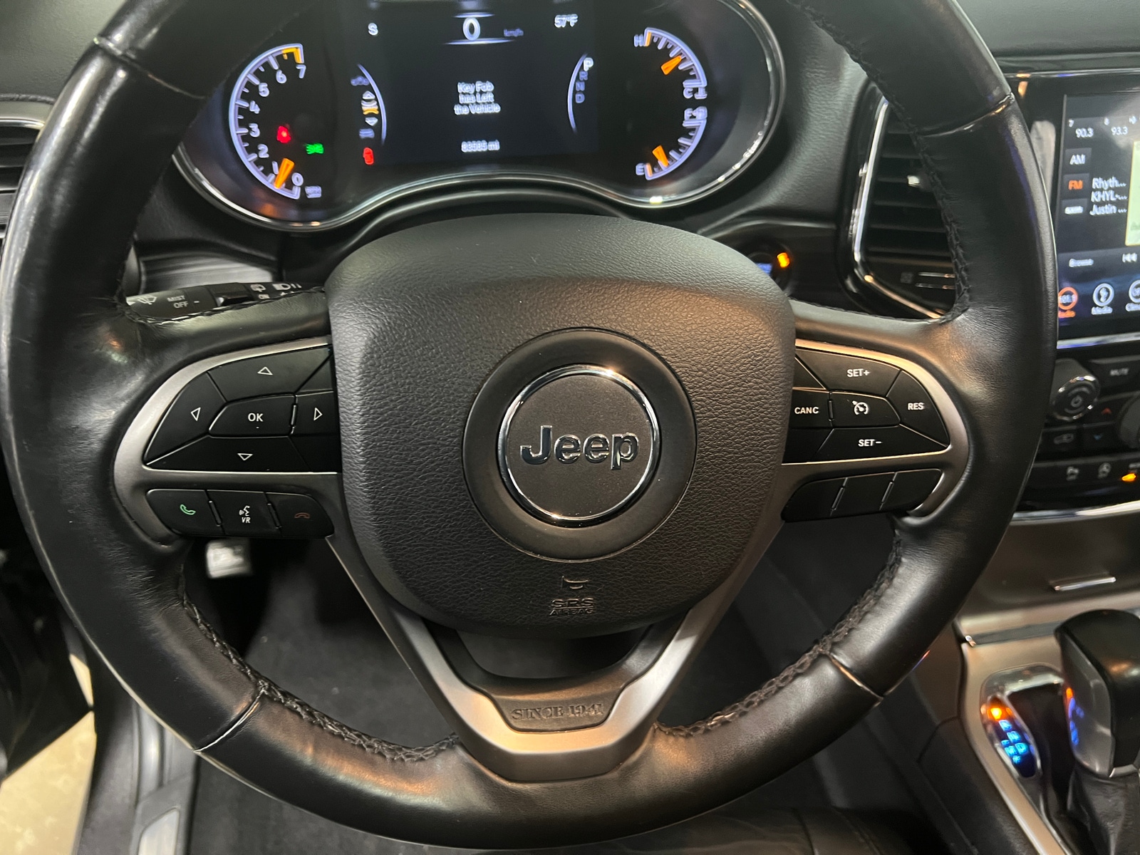 Thumbnail: 2019 Jeep Grand Cherokee - 4