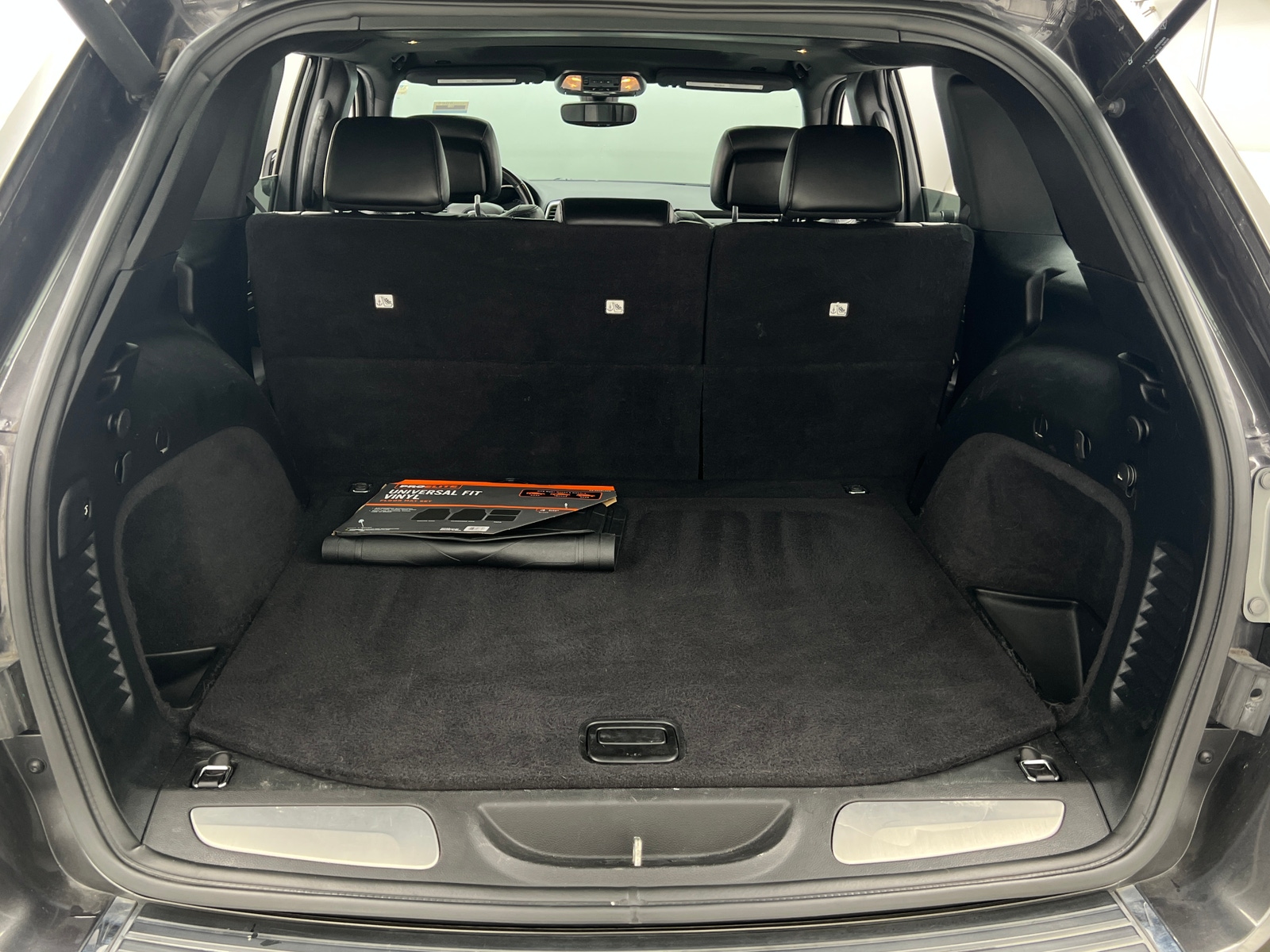 Thumbnail: 2019 Jeep Grand Cherokee - 6