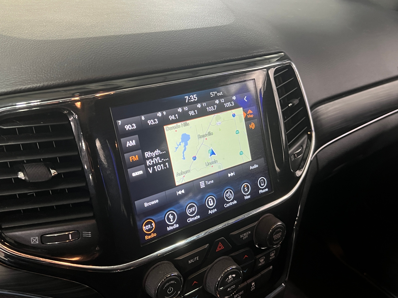 Thumbnail: 2019 Jeep Grand Cherokee - 3