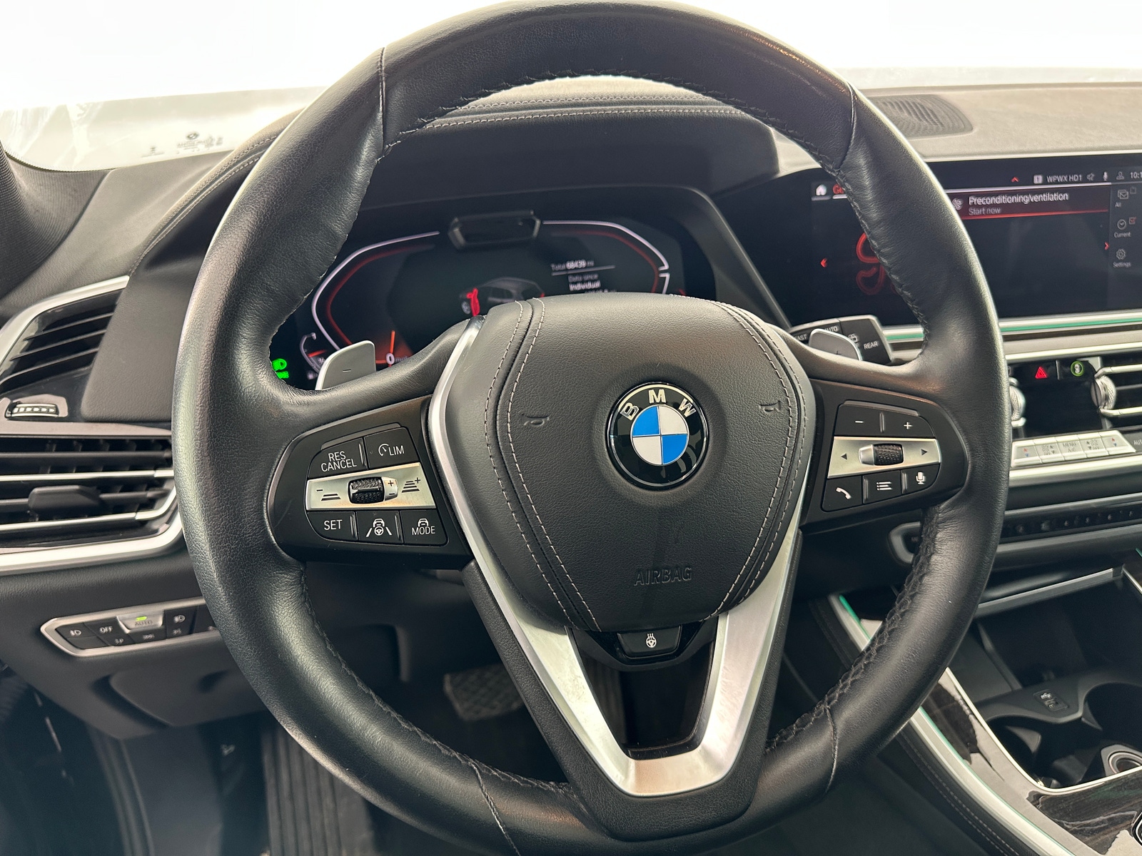 Thumbnail: 2021 BMW X5 - 4