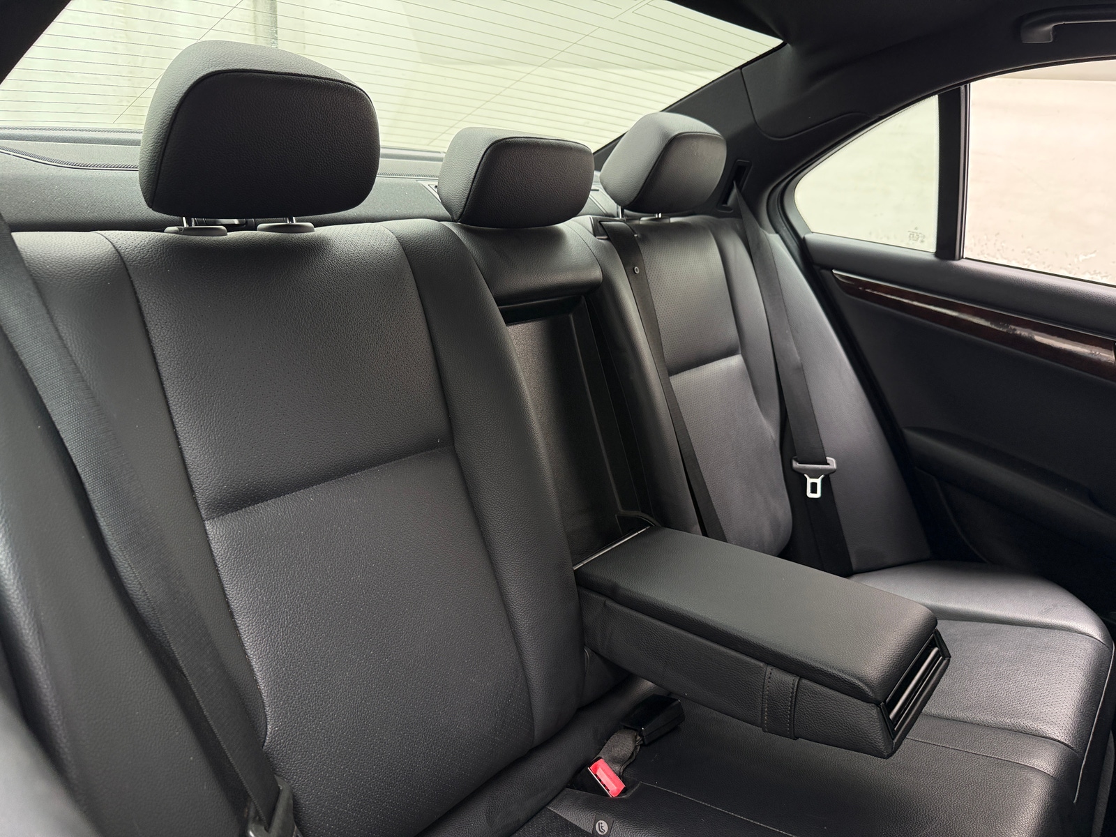 Thumbnail: 2013 Mercedes-Benz C-Class - 5