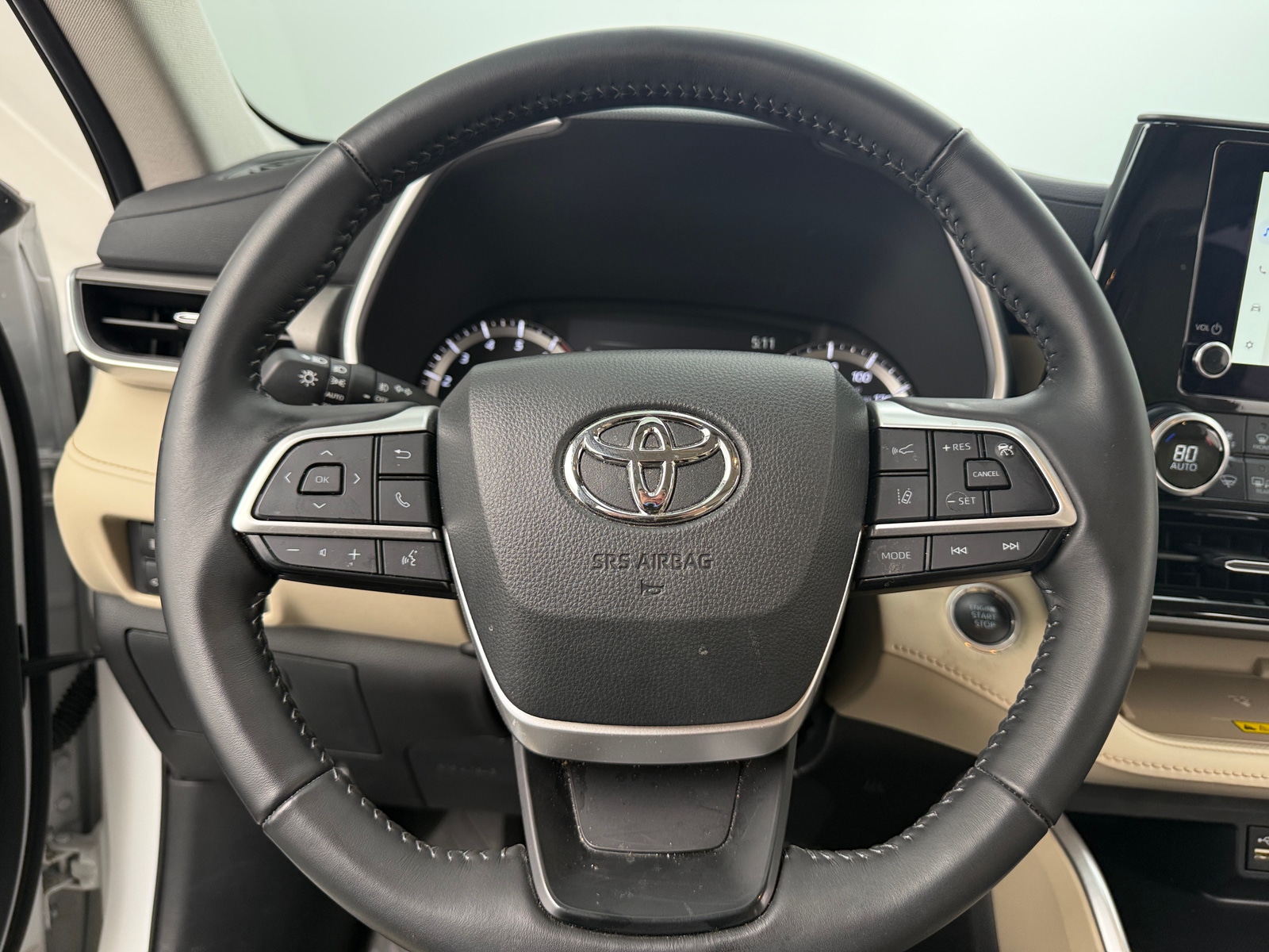 Thumbnail: 2024 Toyota Highlander - 5