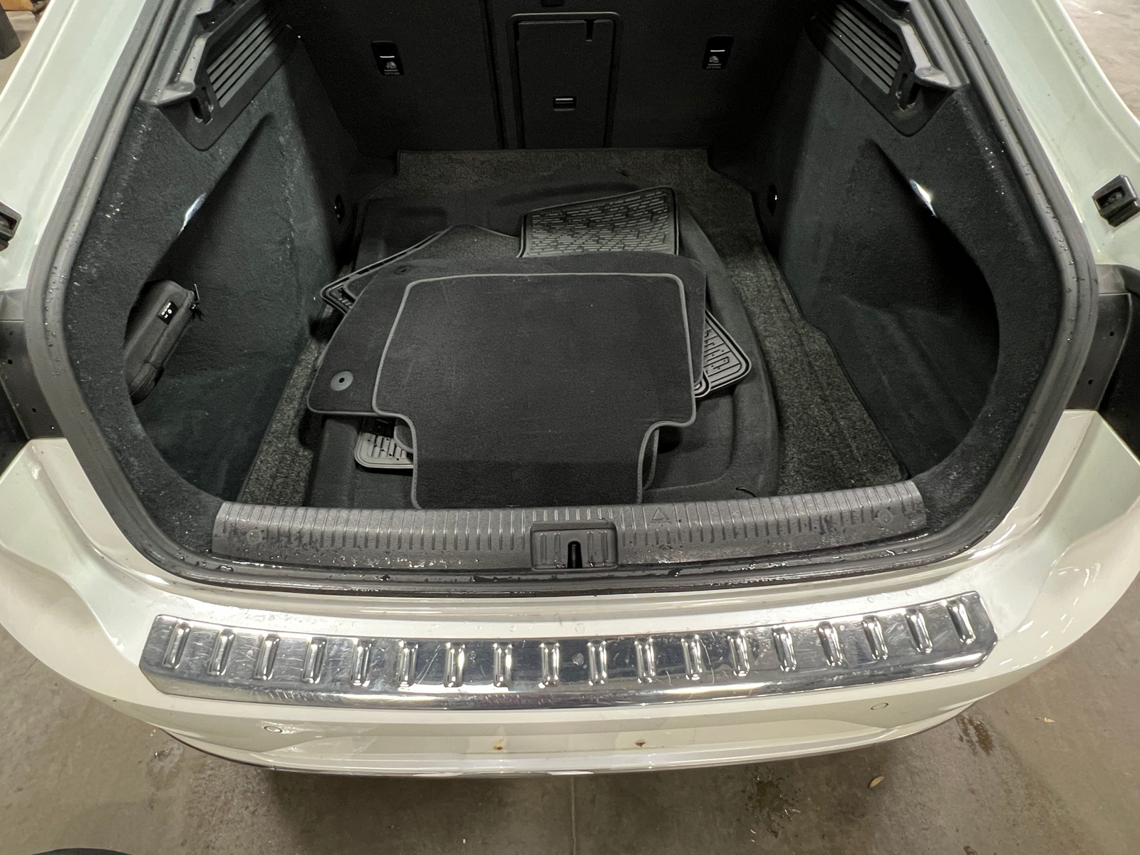 Thumbnail: 2022 Volkswagen Arteon - 6