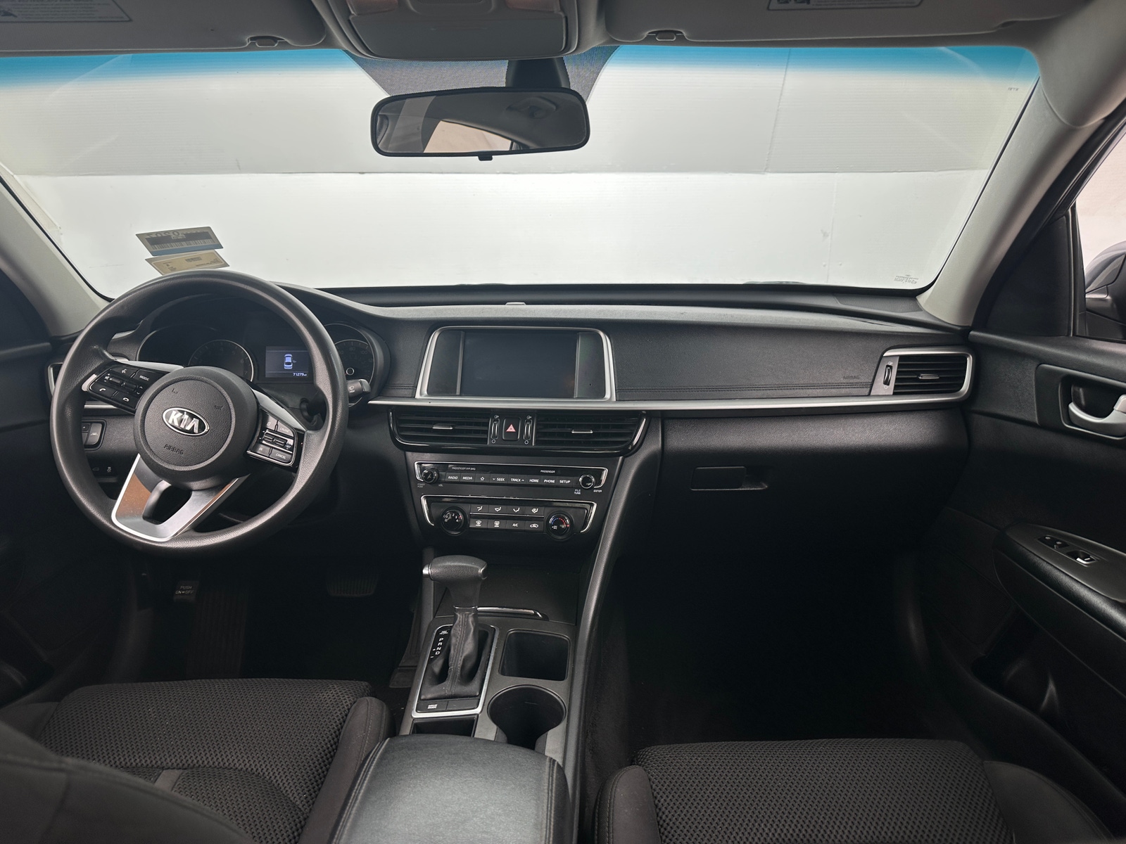 Thumbnail: 2020 Kia Optima - 3