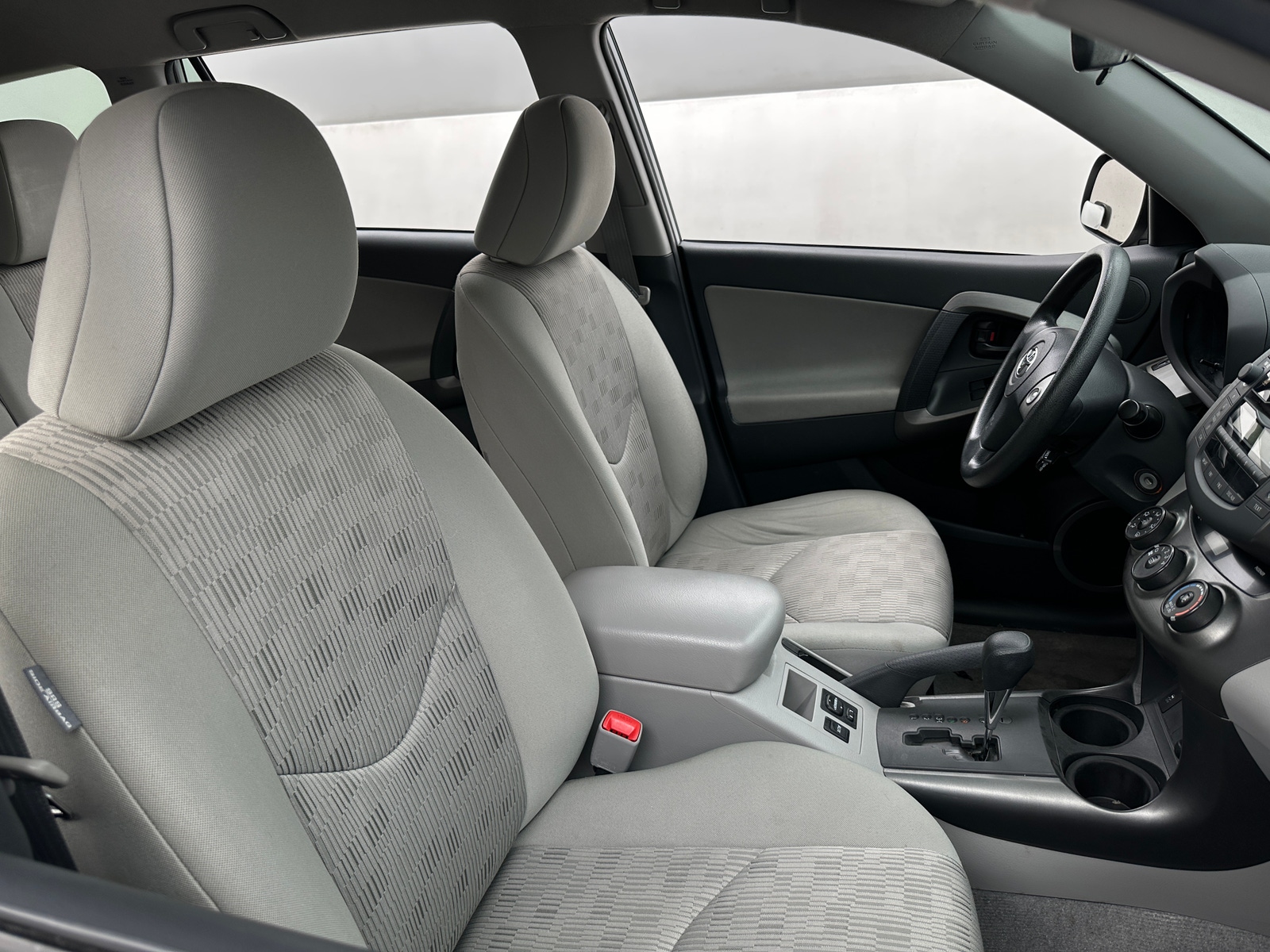 Thumbnail: 2011 Toyota RAV4 - 2