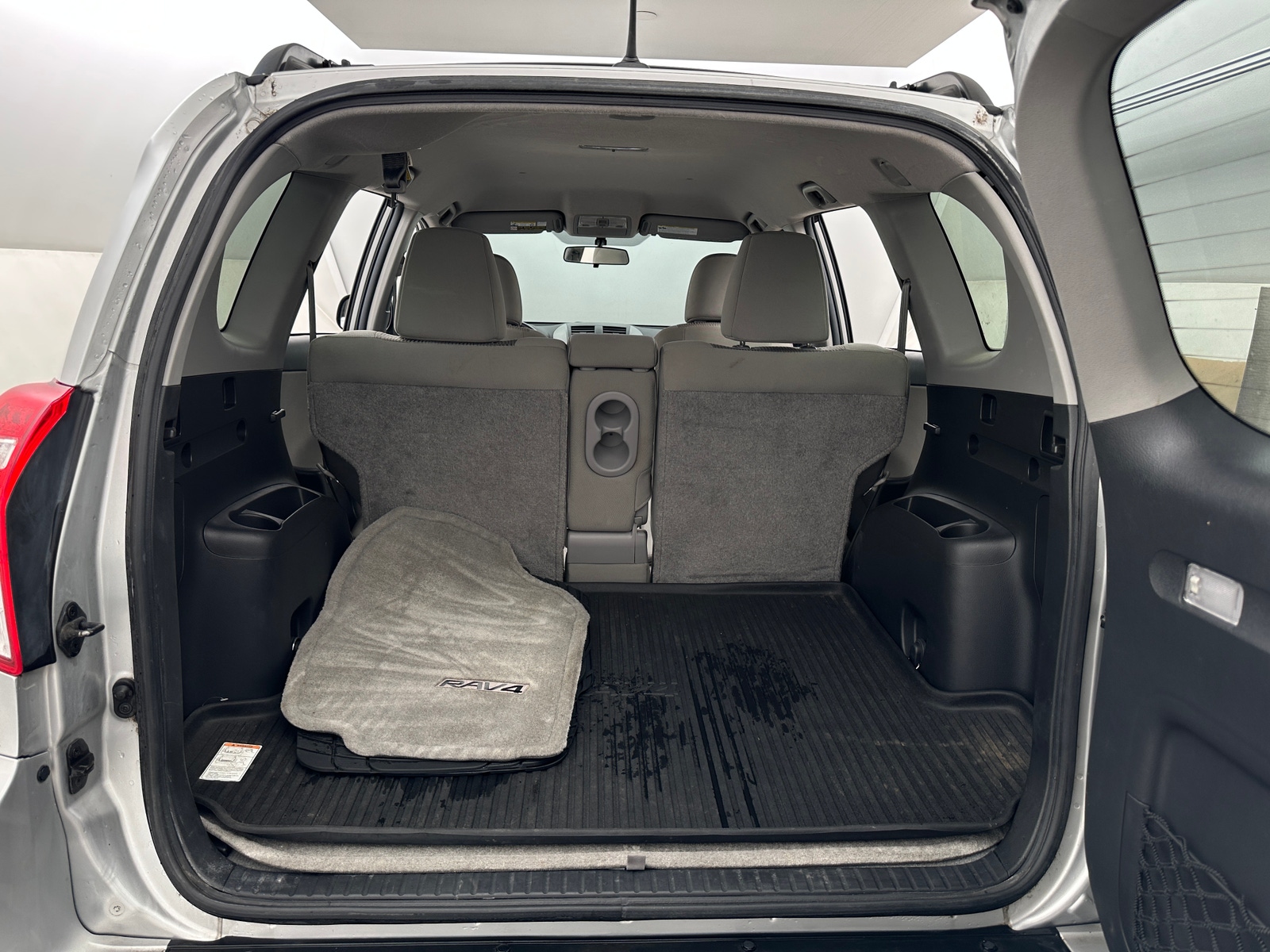 Thumbnail: 2011 Toyota RAV4 - 6