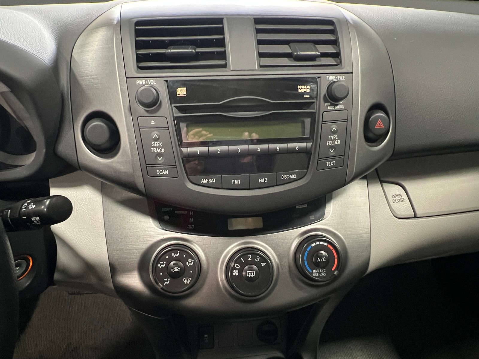 Thumbnail: 2011 Toyota RAV4 - 4