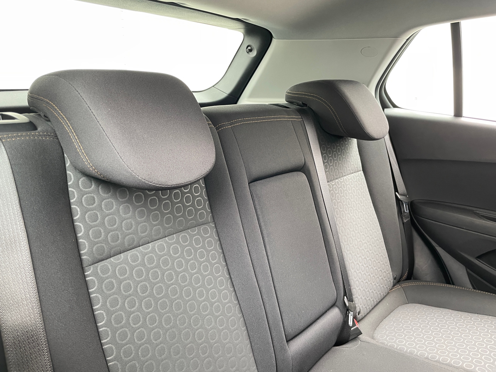 Thumbnail: 2020 Chevrolet Trax - 6