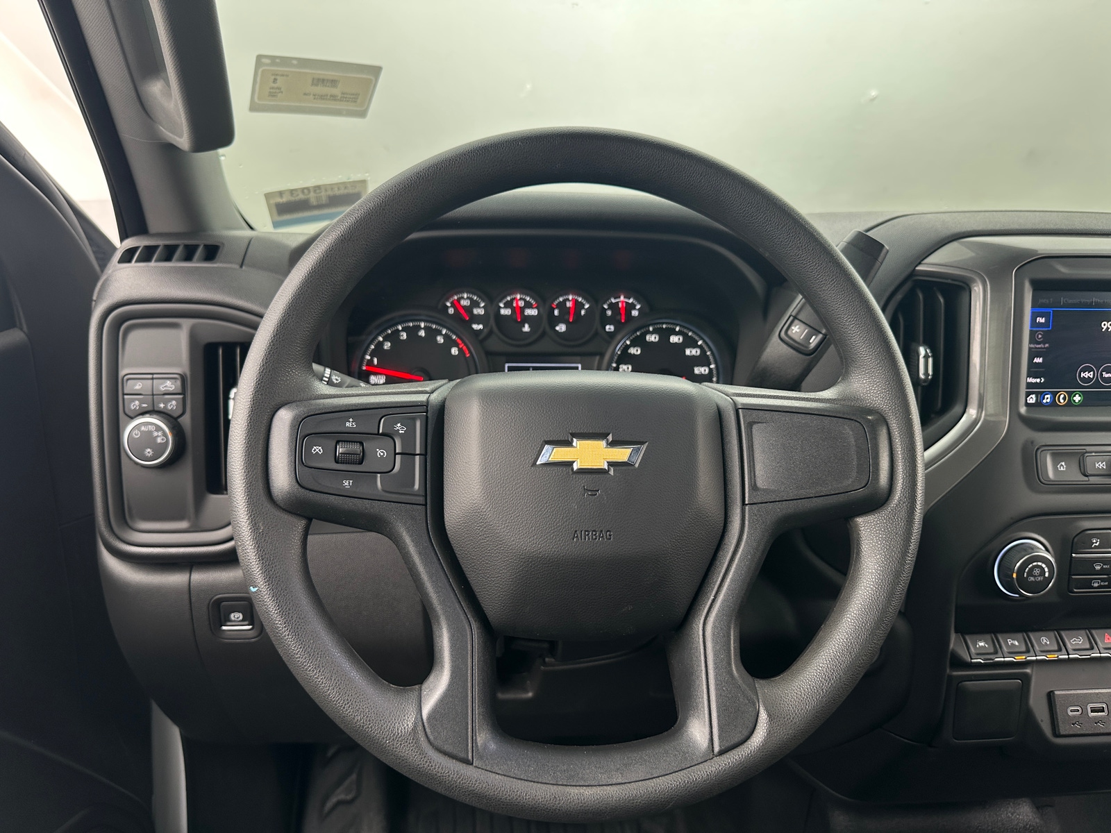 Thumbnail: 2025 Chevrolet Silverado 1500 - 5