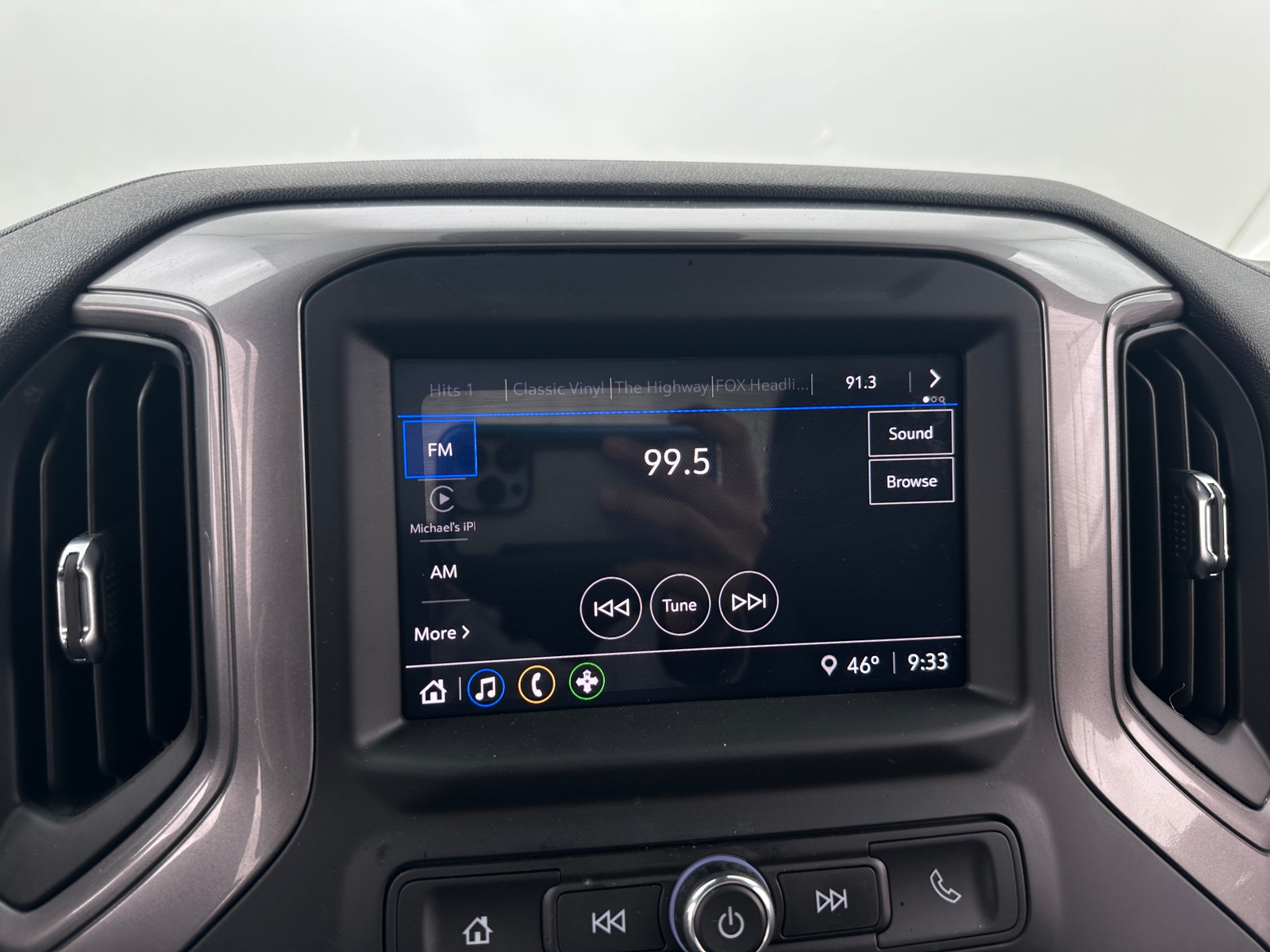 Thumbnail: 2025 Chevrolet Silverado 1500 - 4