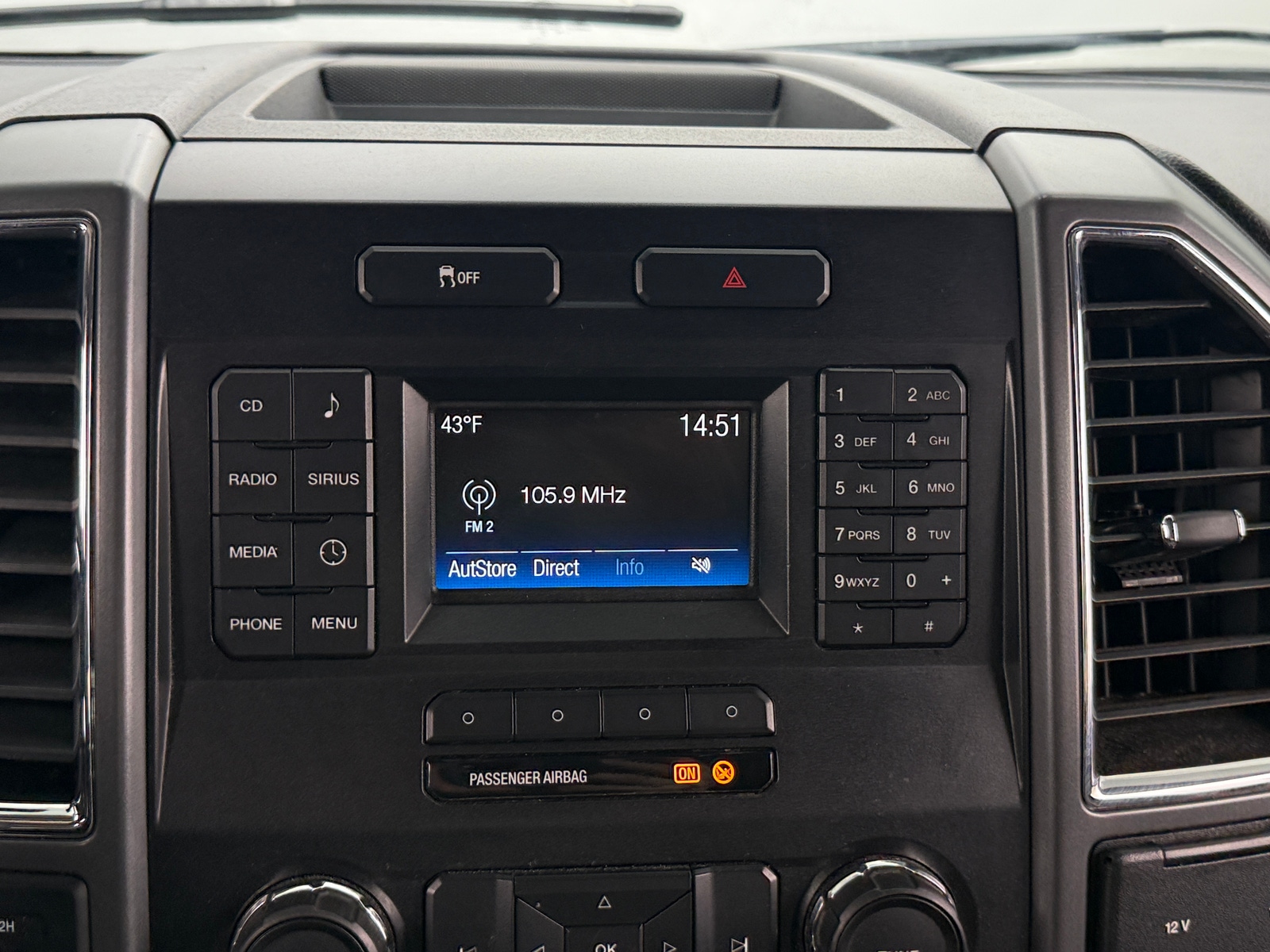 Thumbnail: 2018 Ford Econoline - 4