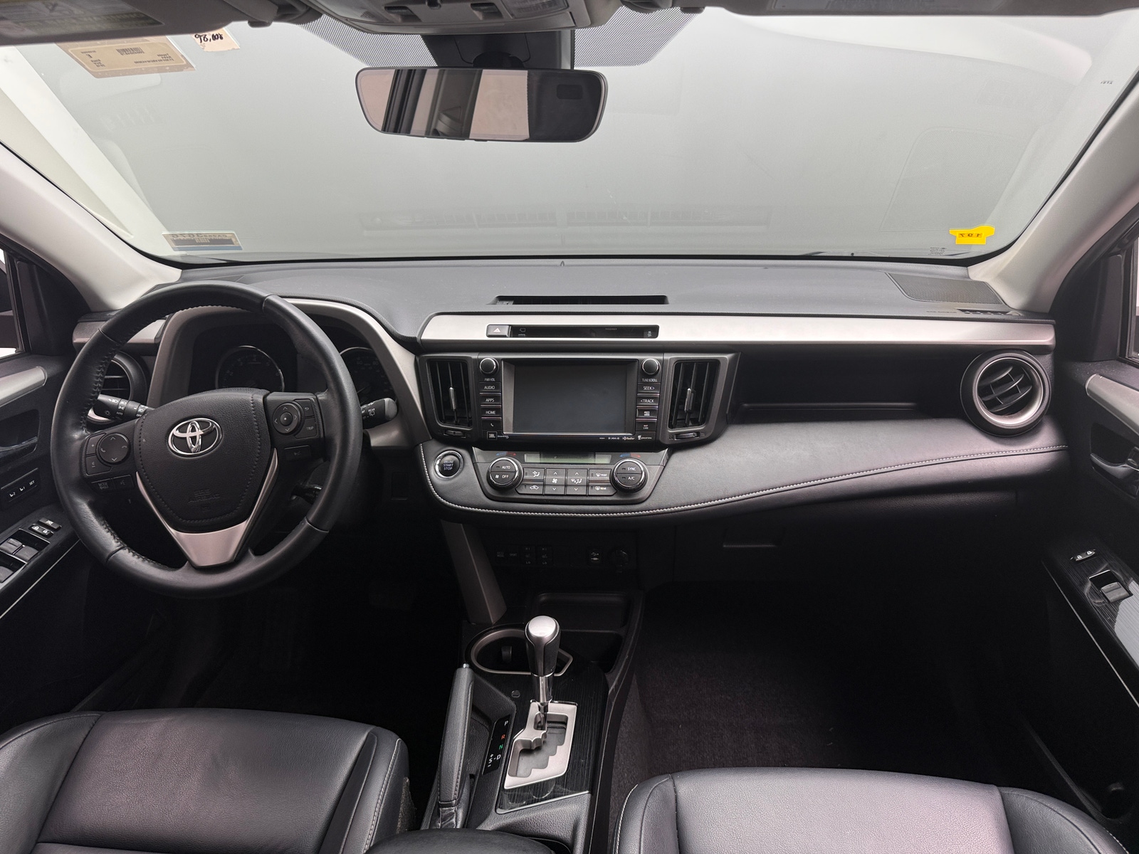 Thumbnail: 2016 Toyota RAV4 - 2