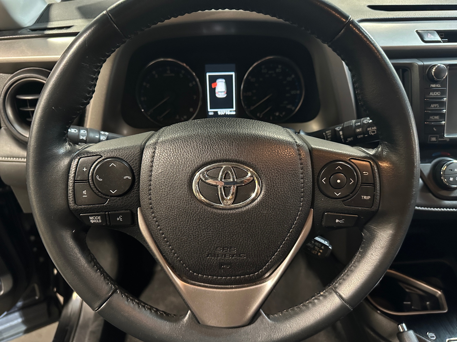 Thumbnail: 2016 Toyota RAV4 - 4