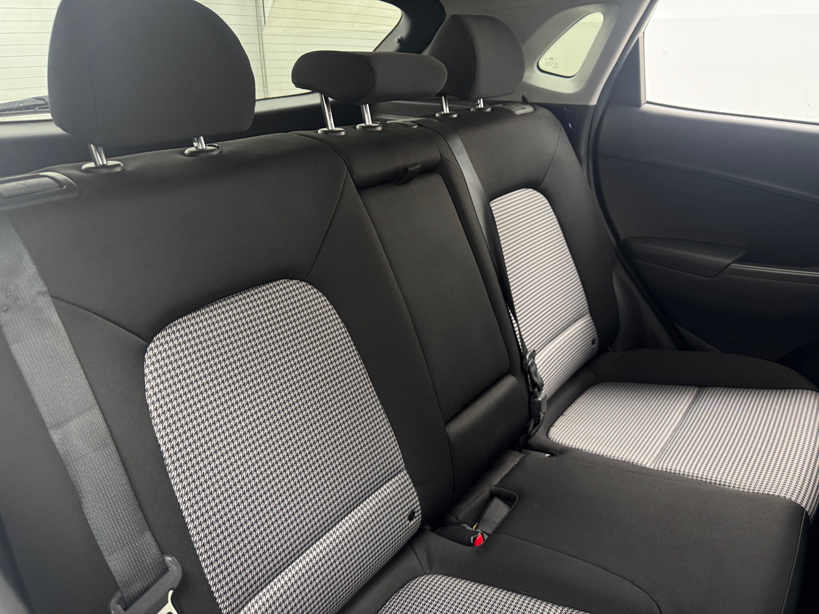 Thumbnail: 2021 Hyundai Kona - 6