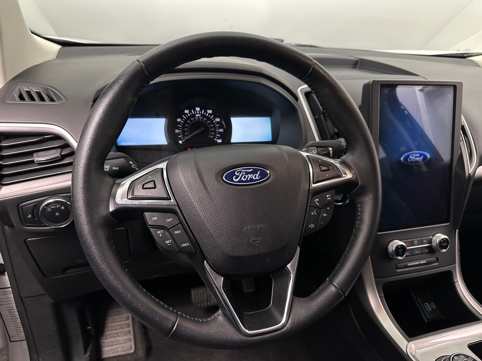 Thumbnail: 2024 Ford Edge - 4