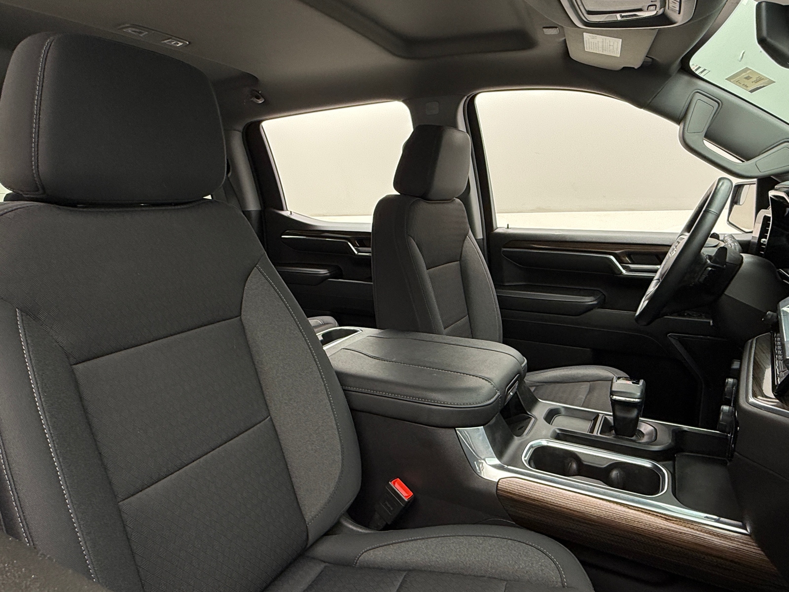 Thumbnail: 2024 Chevrolet Silverado 1500 - 2