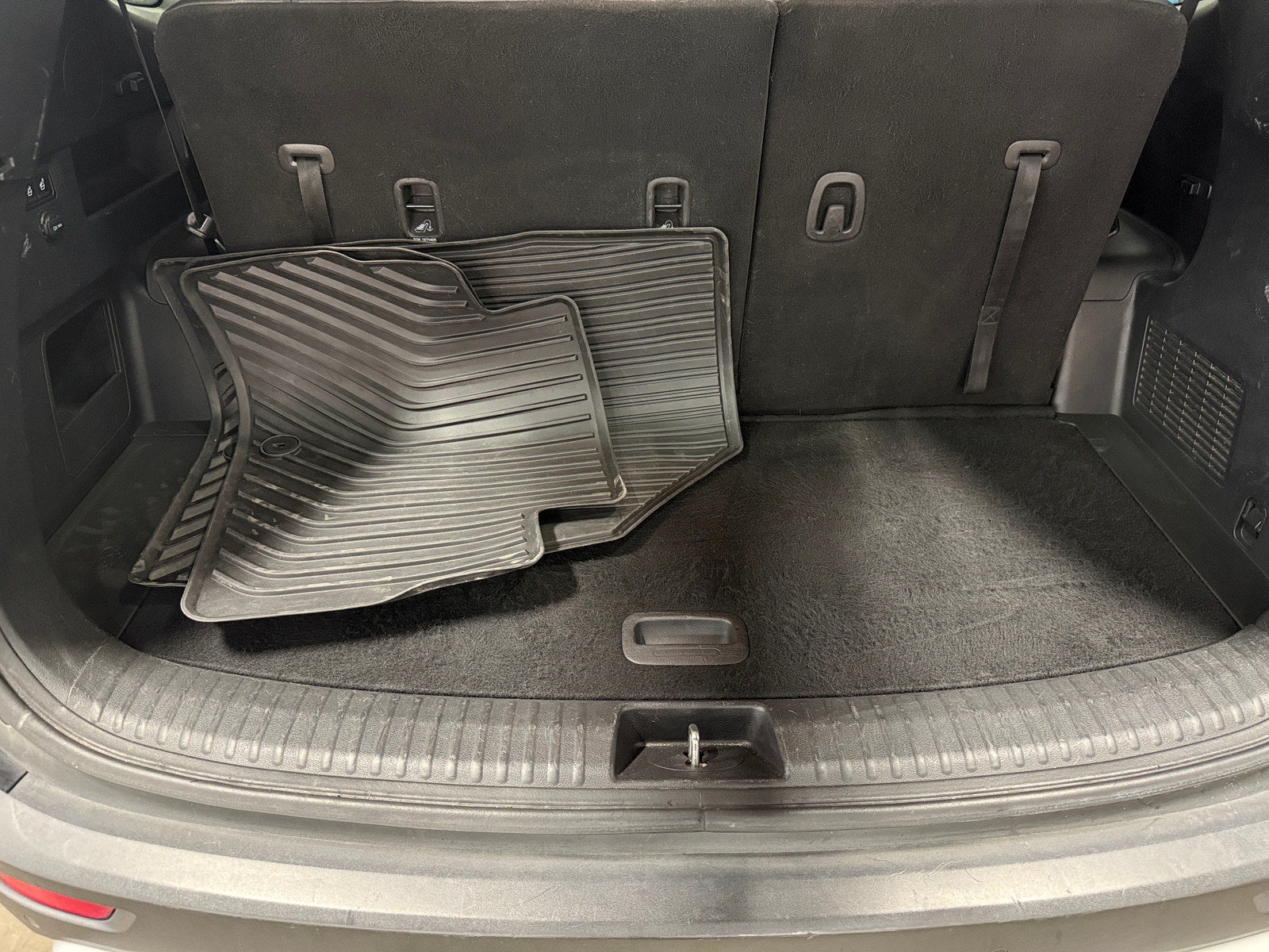 Thumbnail: 2020 Kia Telluride - 6