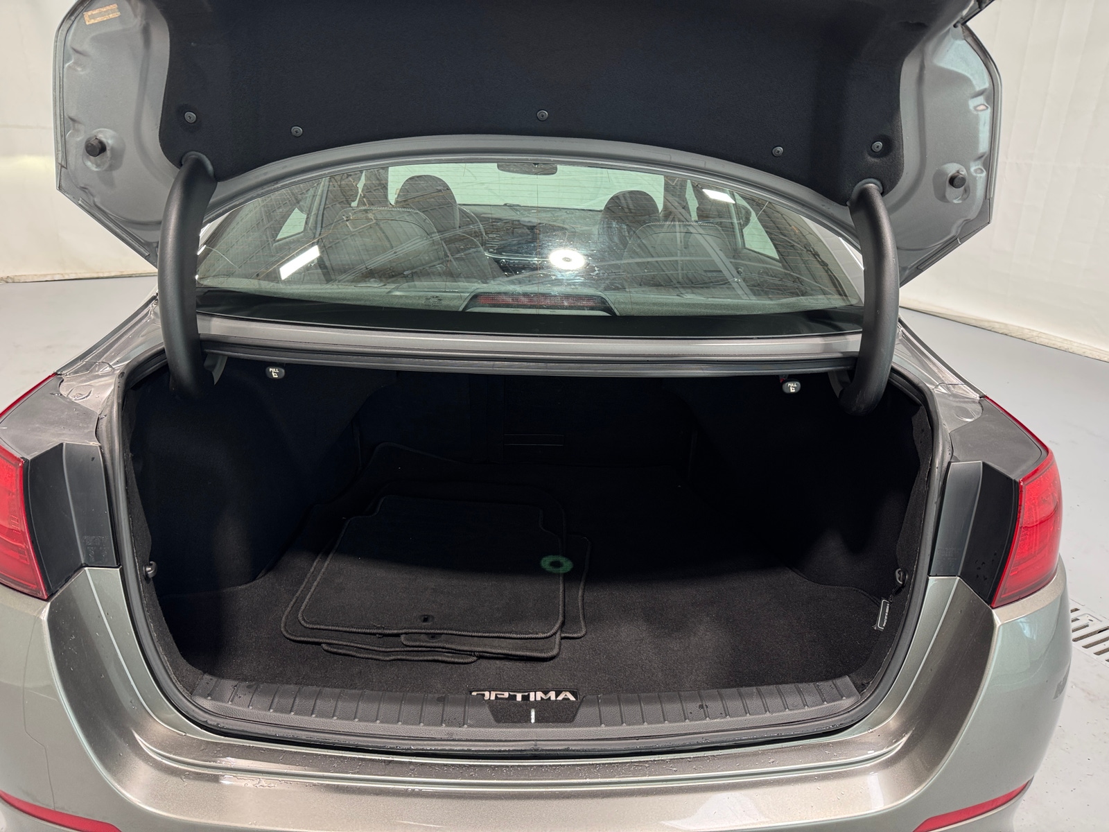 Thumbnail: 2015 Kia Optima - 6