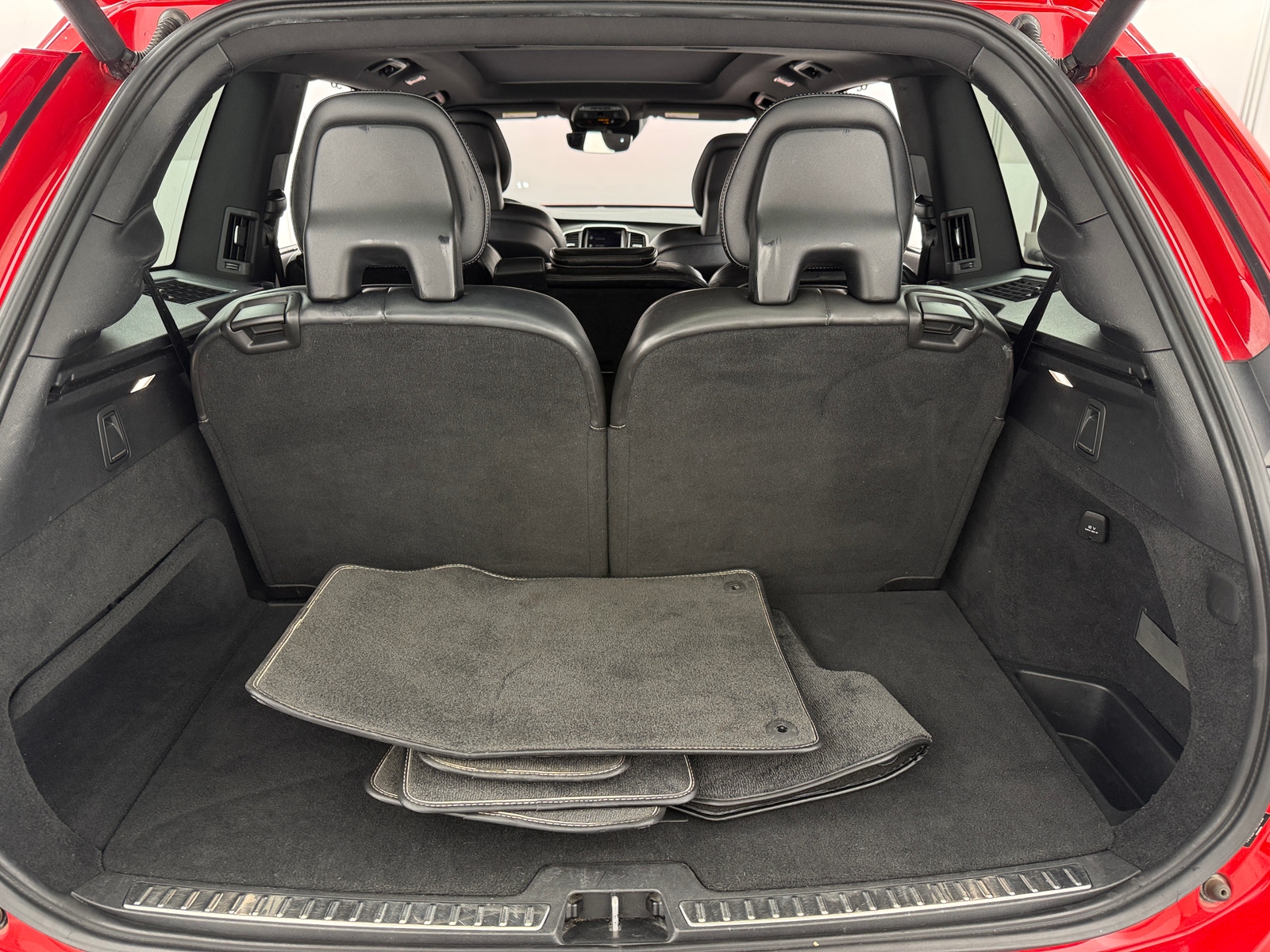 Thumbnail: 2017 Volvo XC90 - 6