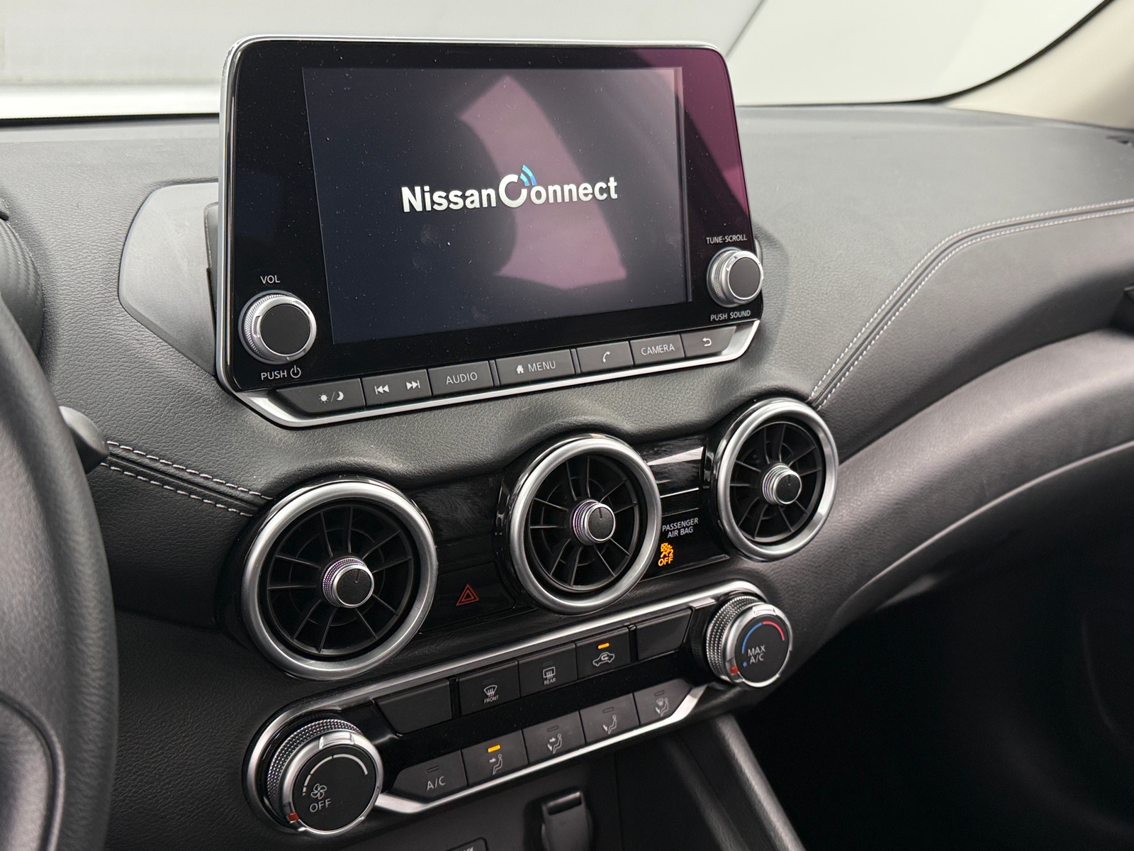 Thumbnail: 2023 Nissan Sentra - 4