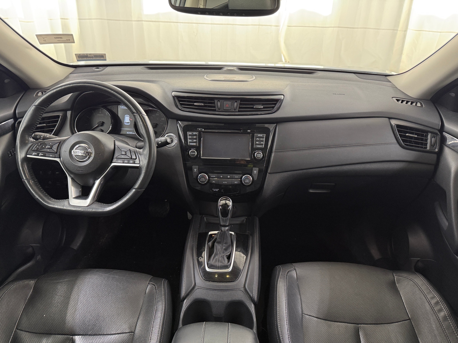 Thumbnail: 2017 Nissan Rogue - 2