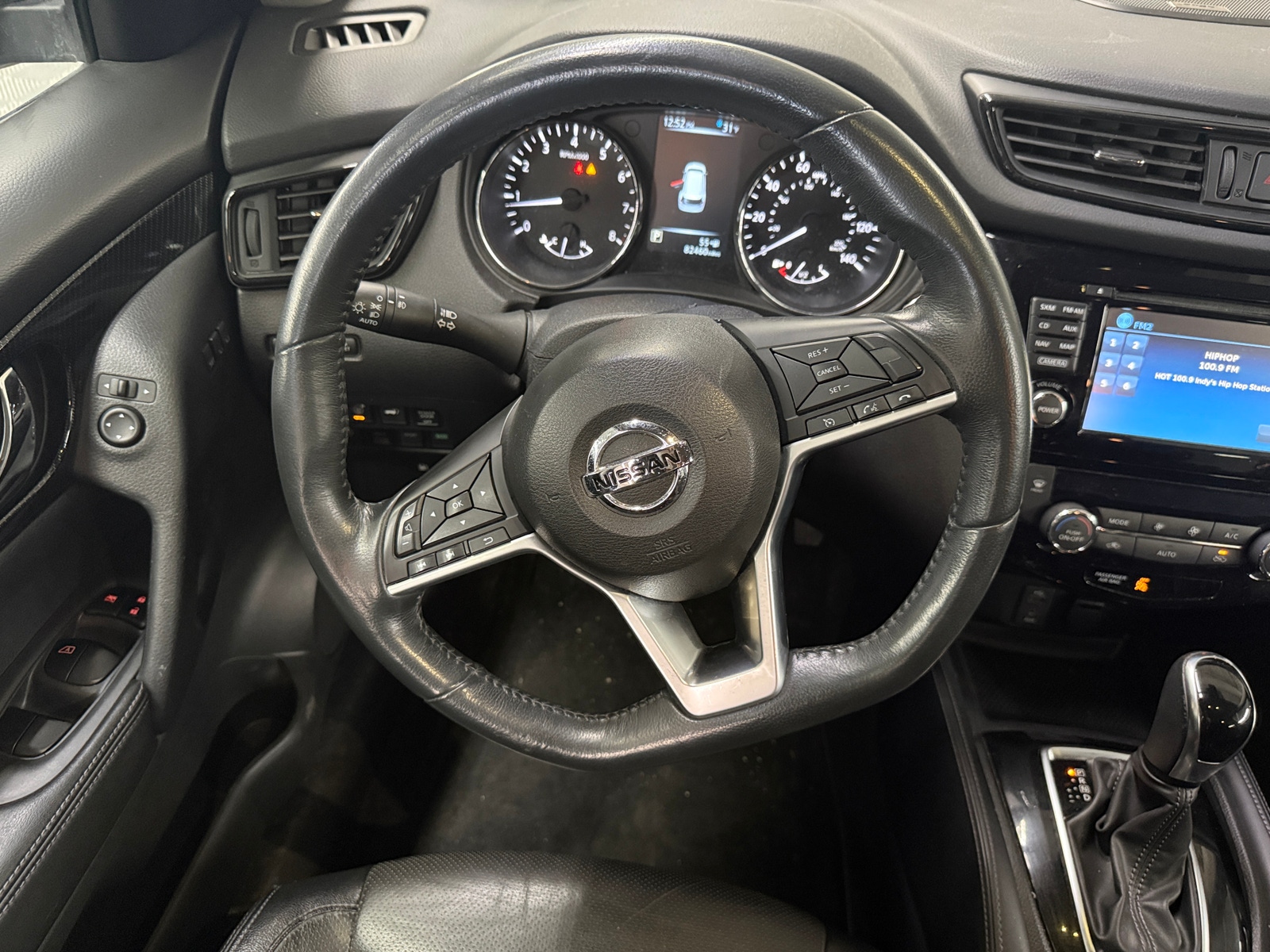 Thumbnail: 2017 Nissan Rogue - 4