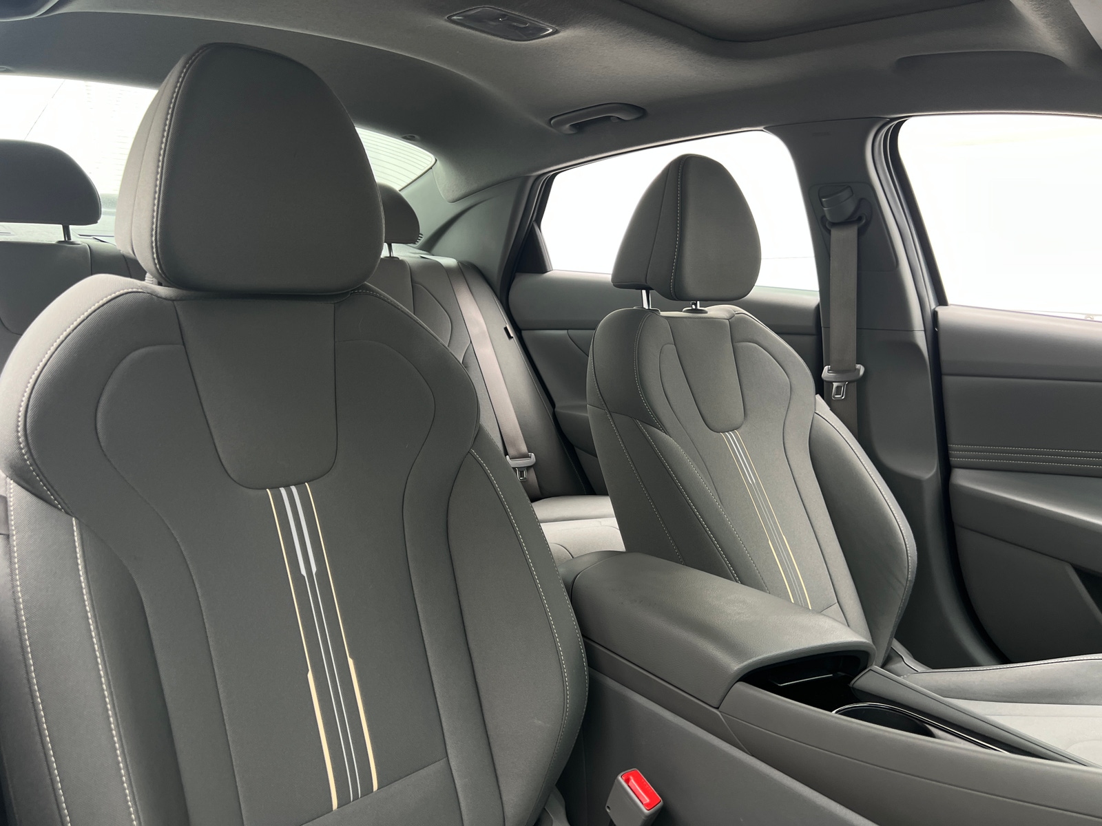 Thumbnail: 2025 Hyundai Elantra - 2