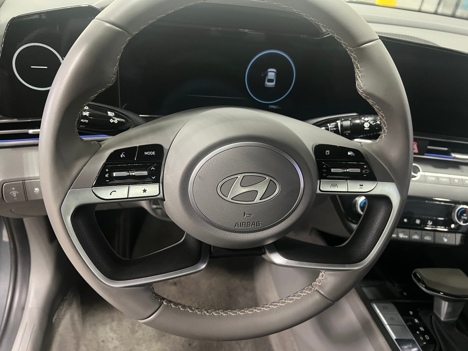 Thumbnail: 2025 Hyundai Elantra - 5