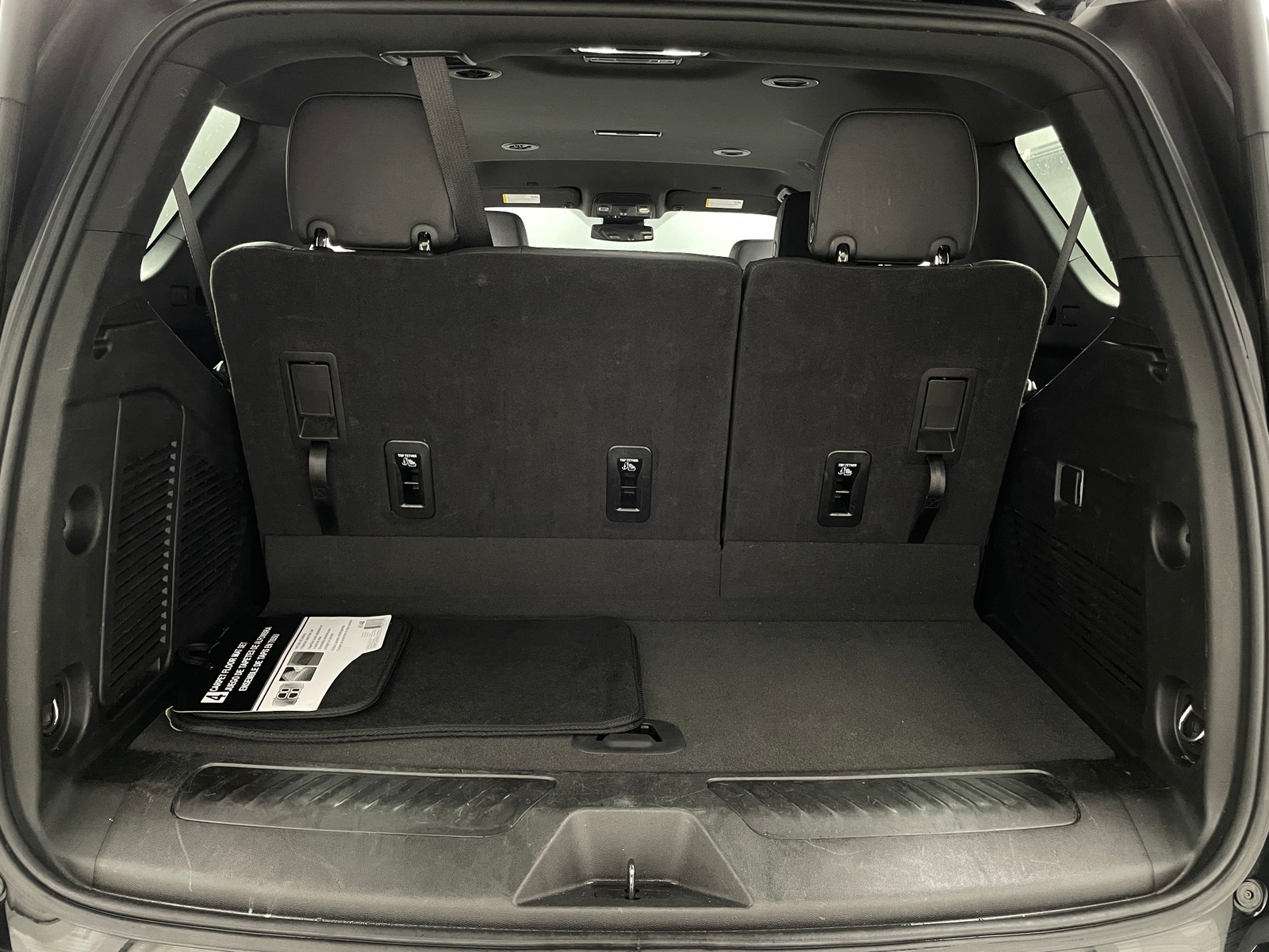 Thumbnail: 2024 Chevrolet Tahoe - 6