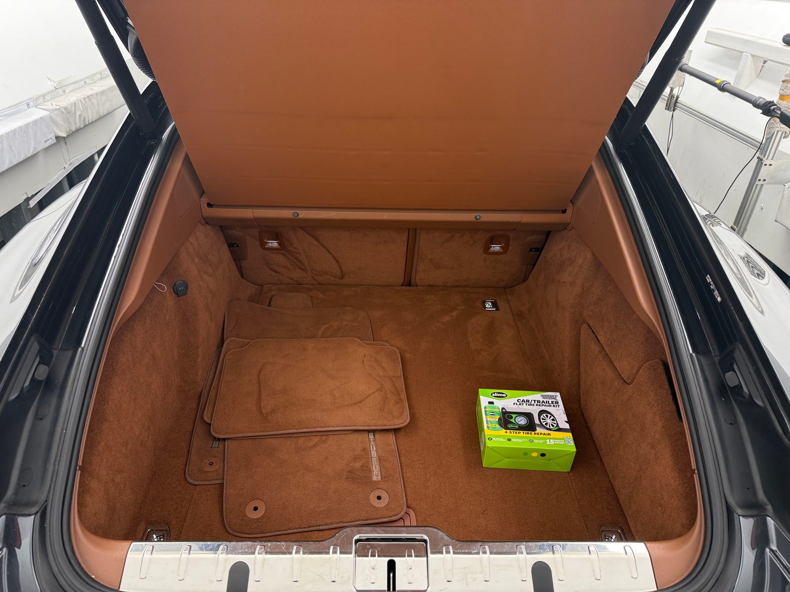 Thumbnail: 2020 Porsche Panamera - 7