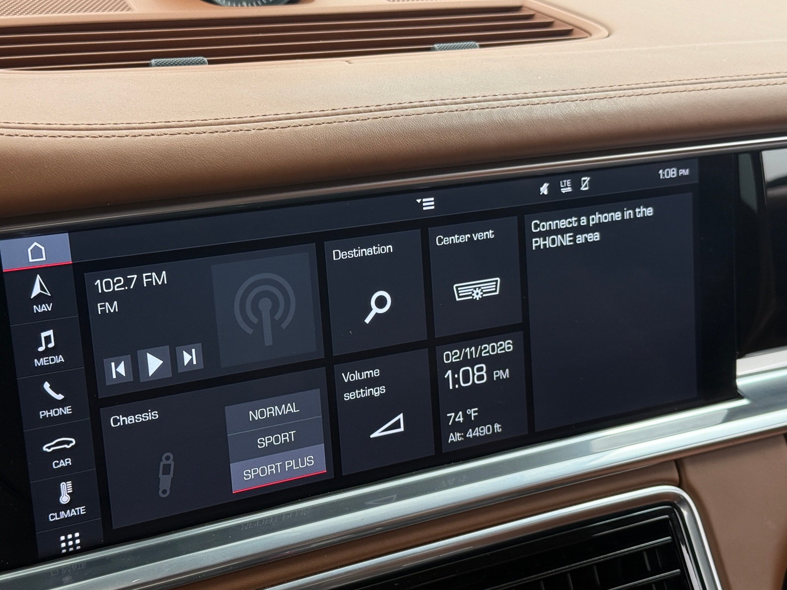 Thumbnail: 2020 Porsche Panamera - 4