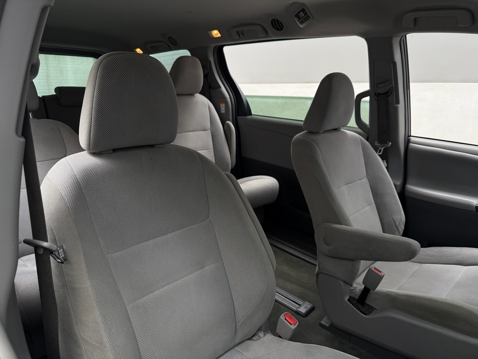 Thumbnail: 2018 Toyota Sienna - 2