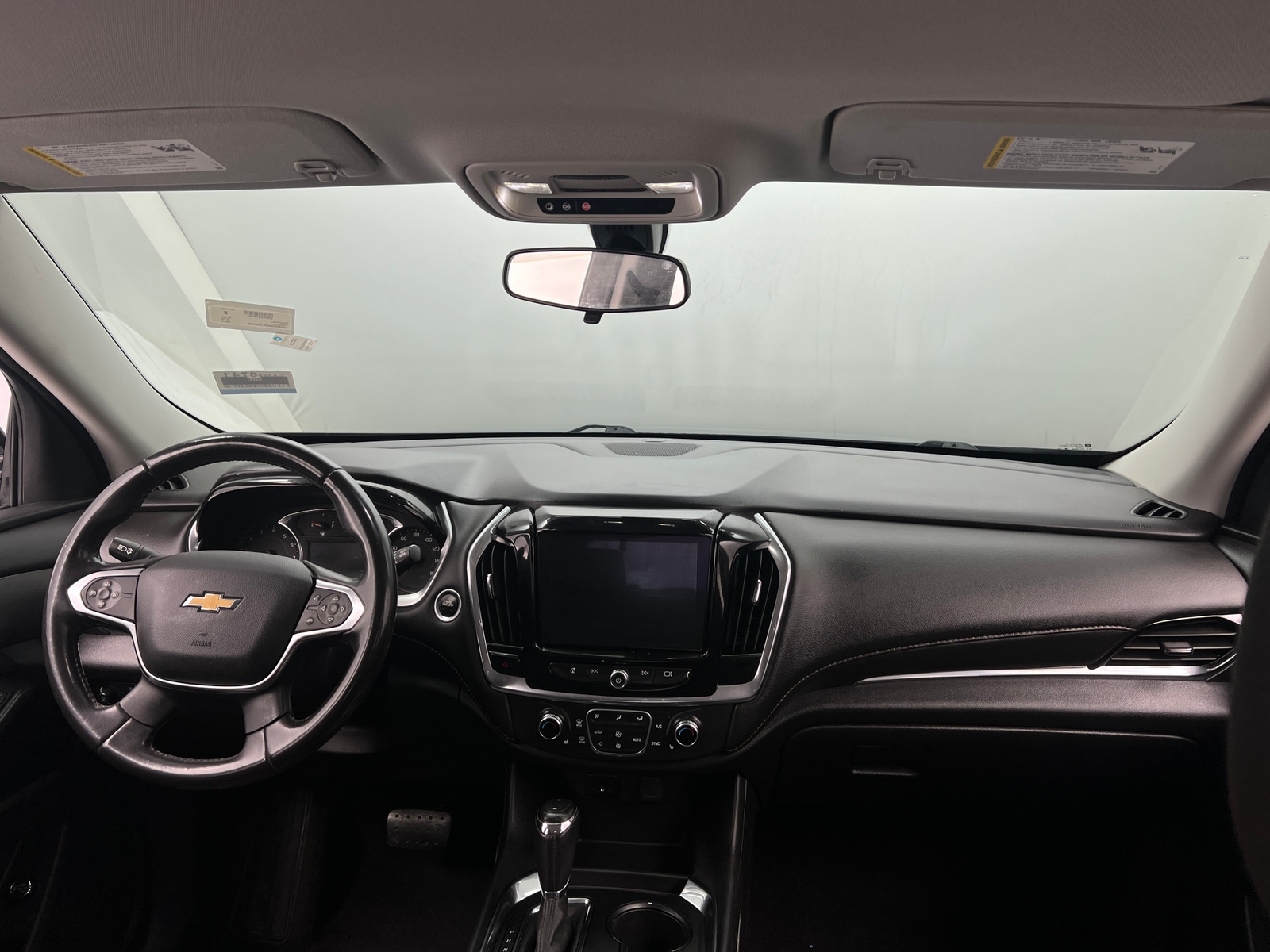 Thumbnail: 2020 Chevrolet Traverse - 3