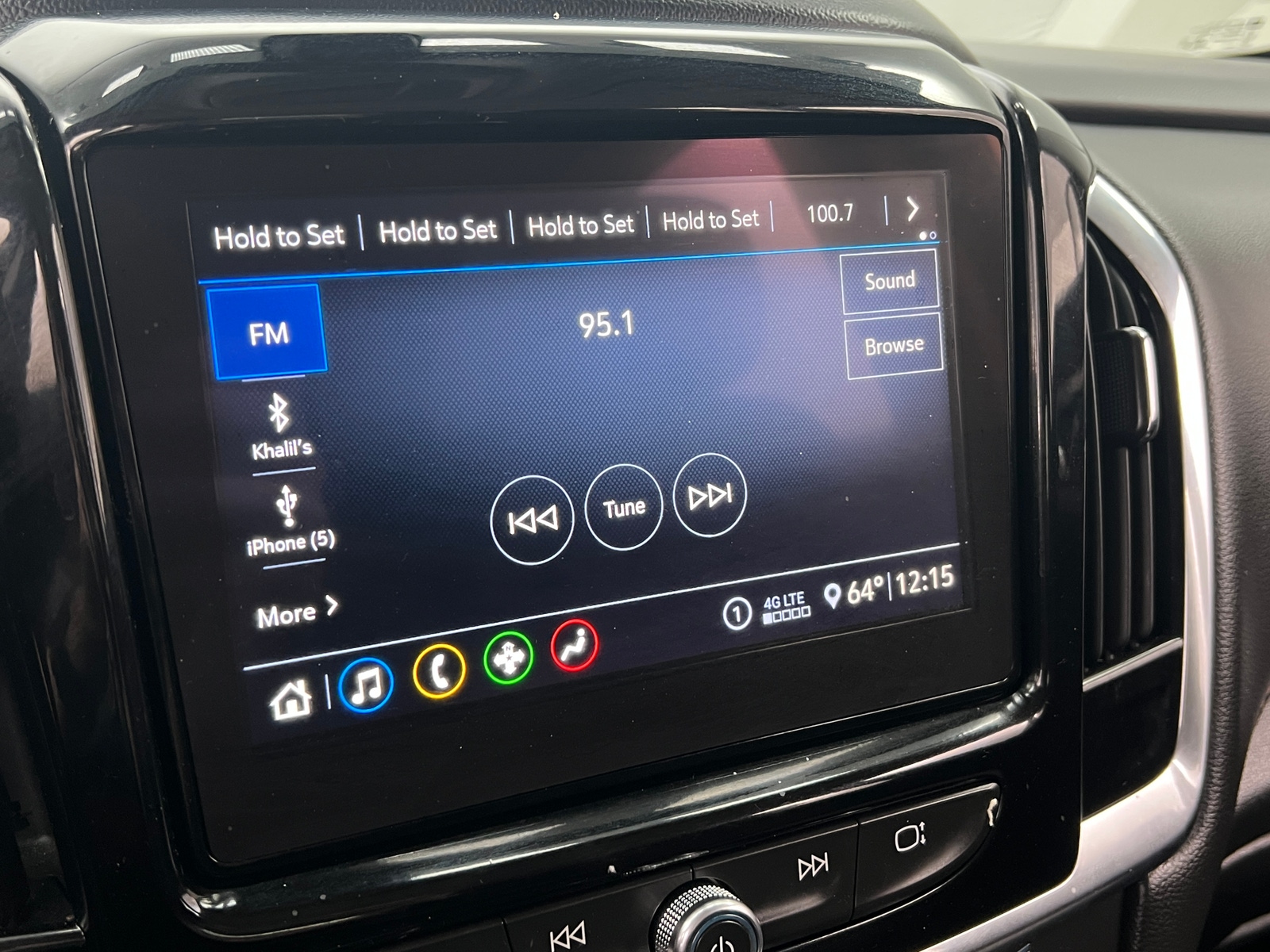 Thumbnail: 2020 Chevrolet Traverse - 4