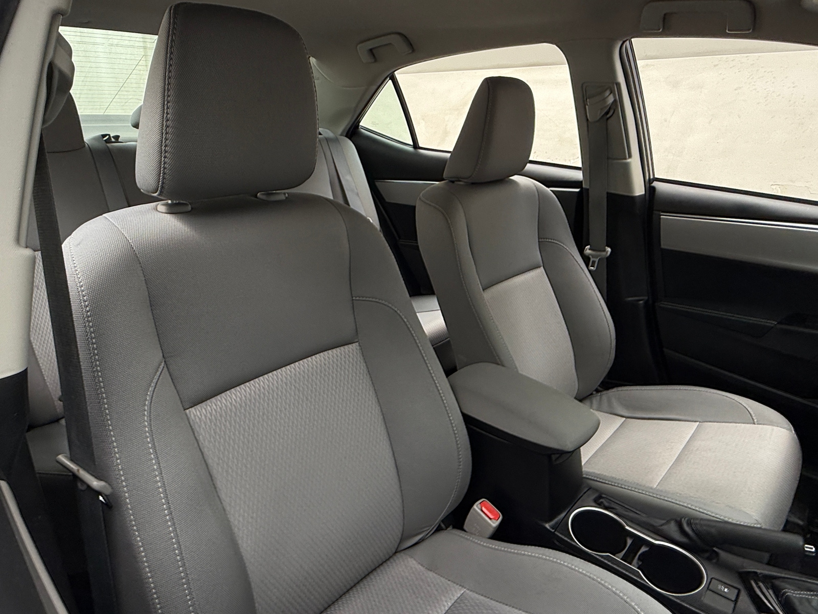 Thumbnail: 2014 Toyota Corolla - 2