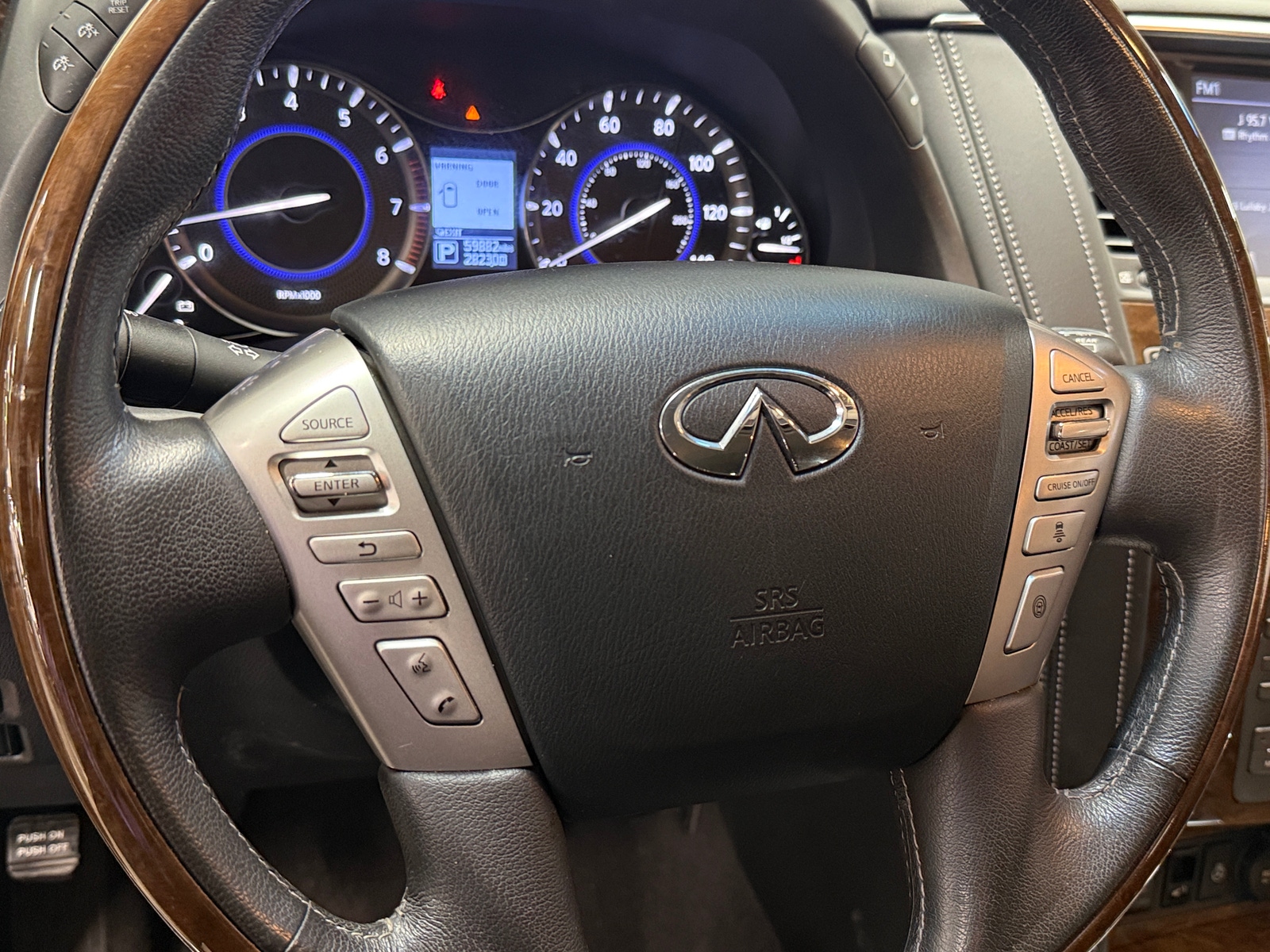 Thumbnail: 2017 INFINITI QX80 - 4