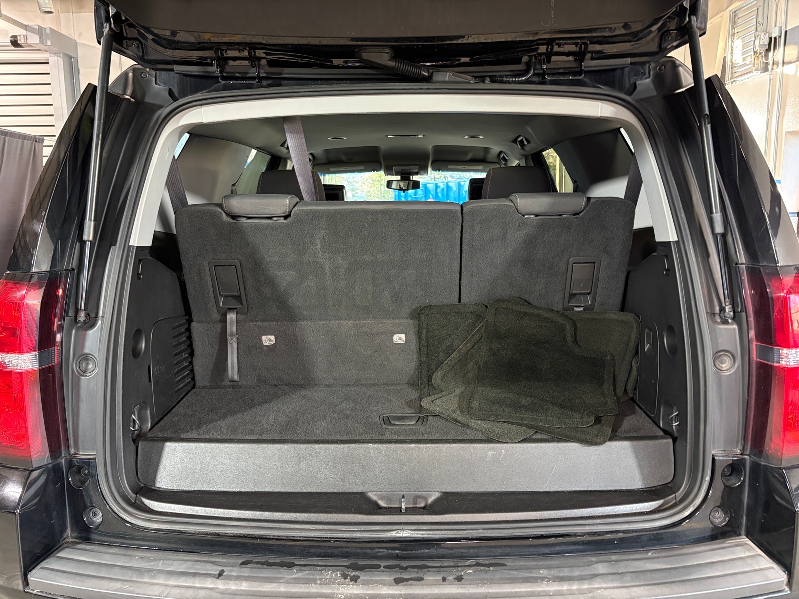 Thumbnail: 2016 Chevrolet Tahoe - 7