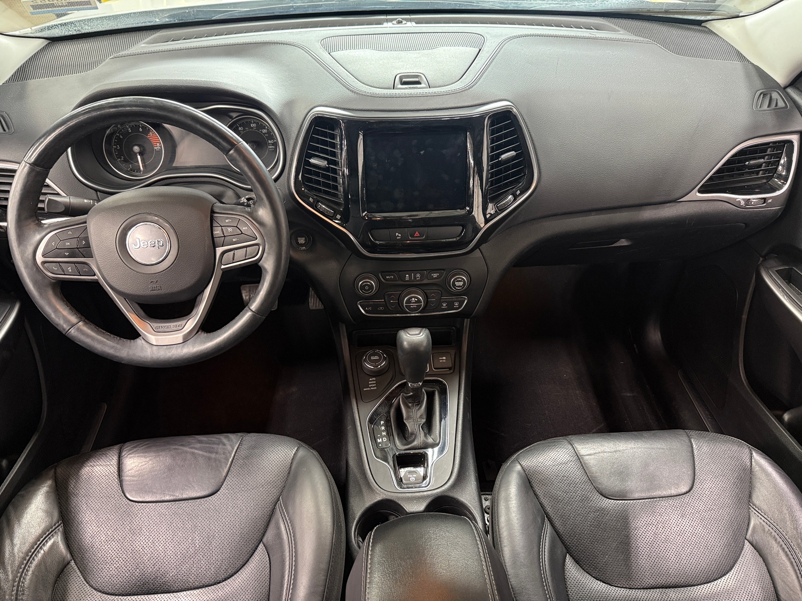 Thumbnail: 2020 Jeep Cherokee - 2