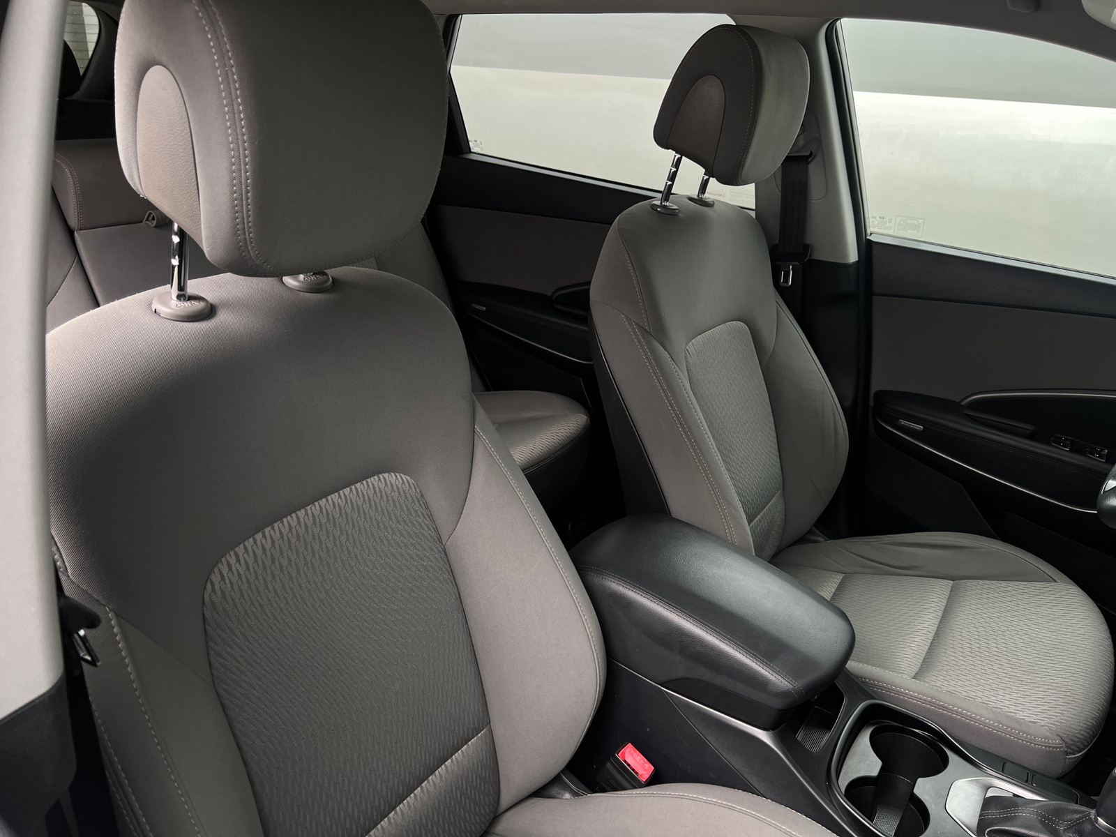 Thumbnail: 2018 Hyundai Santa Fe - 2