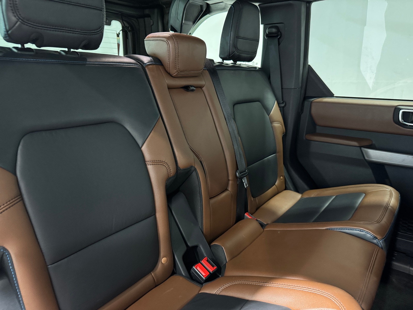 Thumbnail: 2022 Ford Bronco - 5