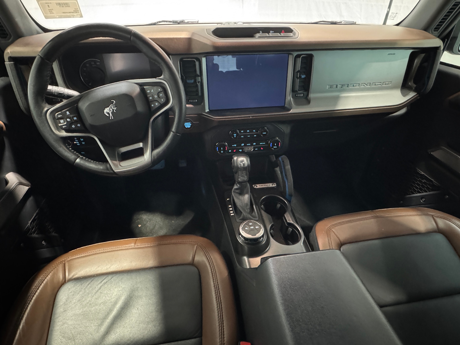 Thumbnail: 2022 Ford Bronco - 2