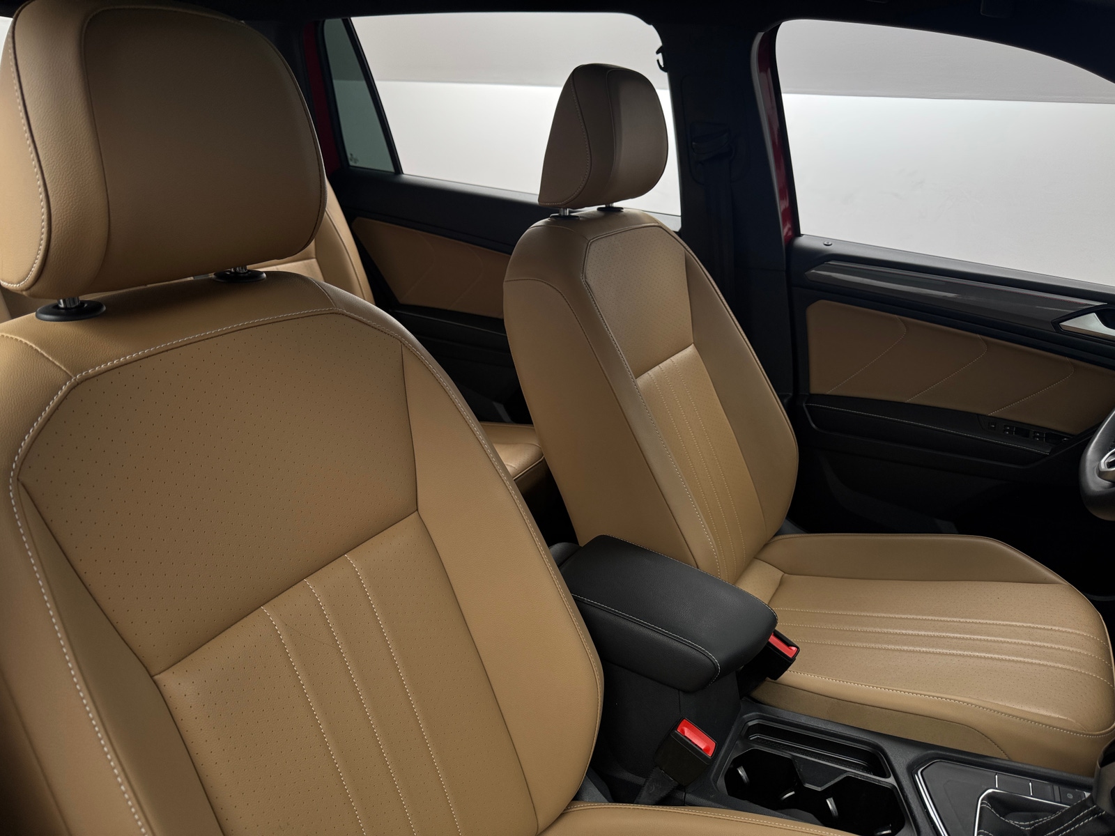 Thumbnail: 2024 Volkswagen Tiguan - 2