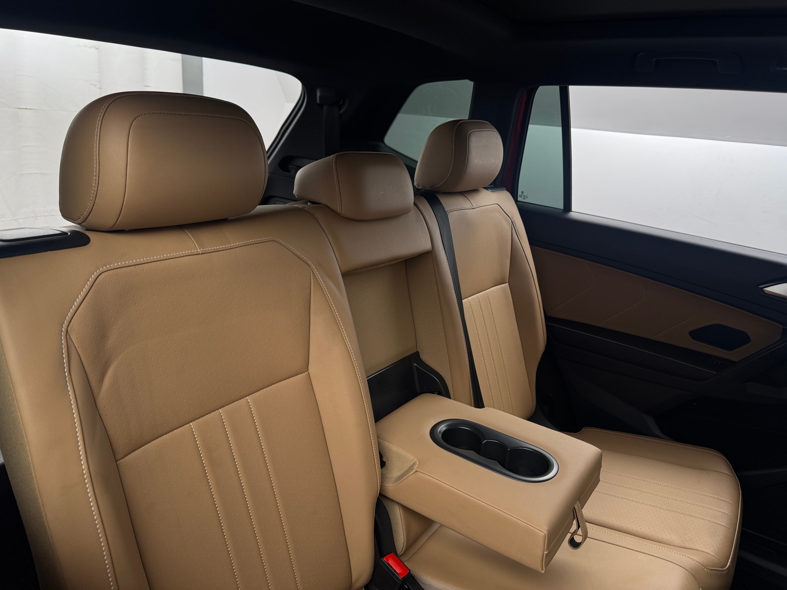 Thumbnail: 2024 Volkswagen Tiguan - 6