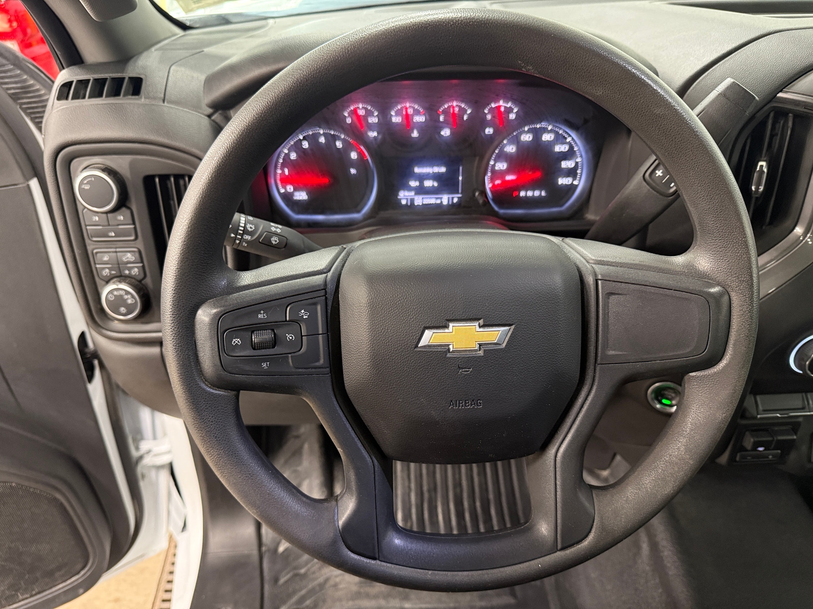 Thumbnail: 2025 Chevrolet Silverado 2500 - 4