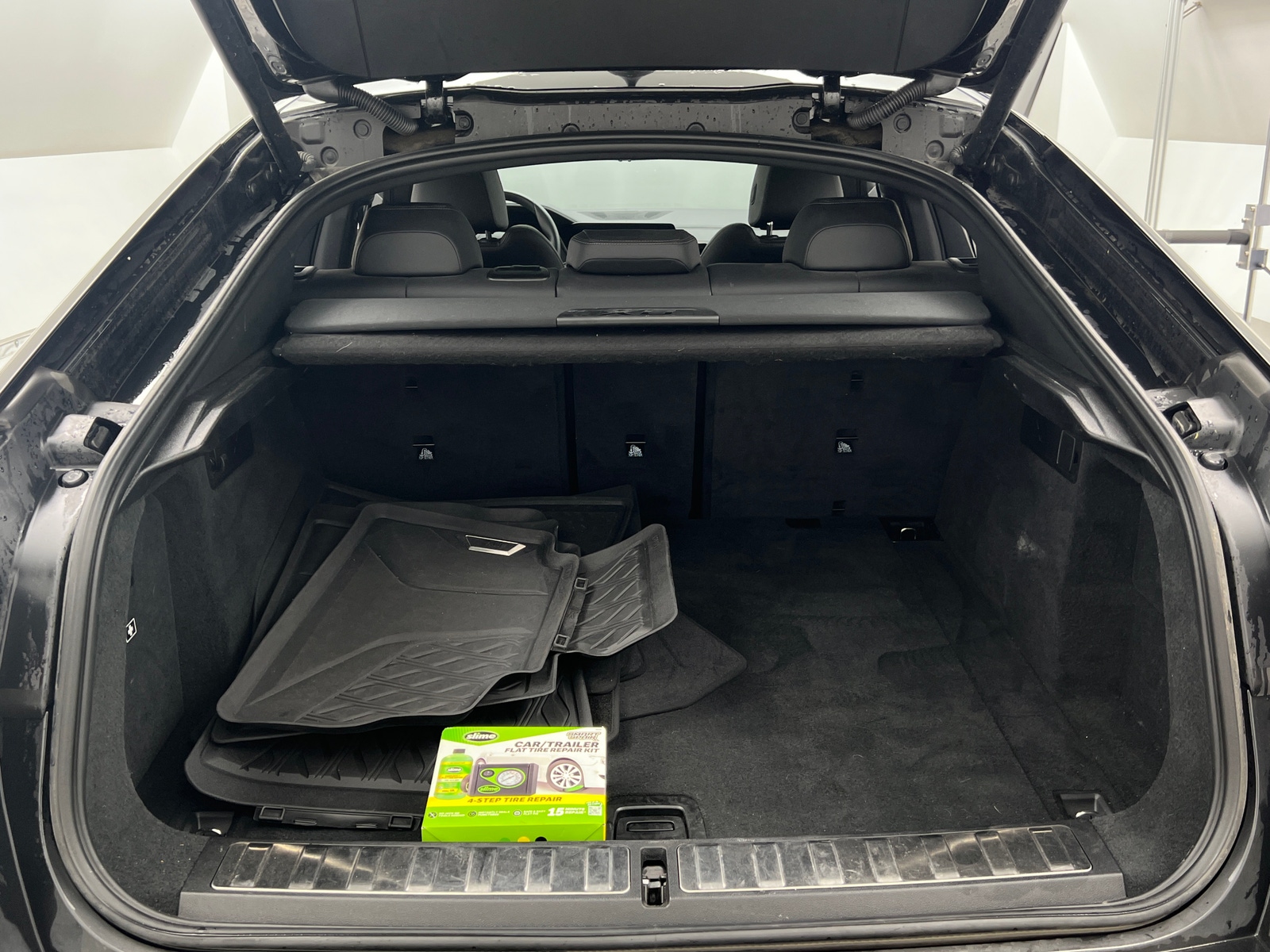 Thumbnail: 2022 BMW X6 - 6