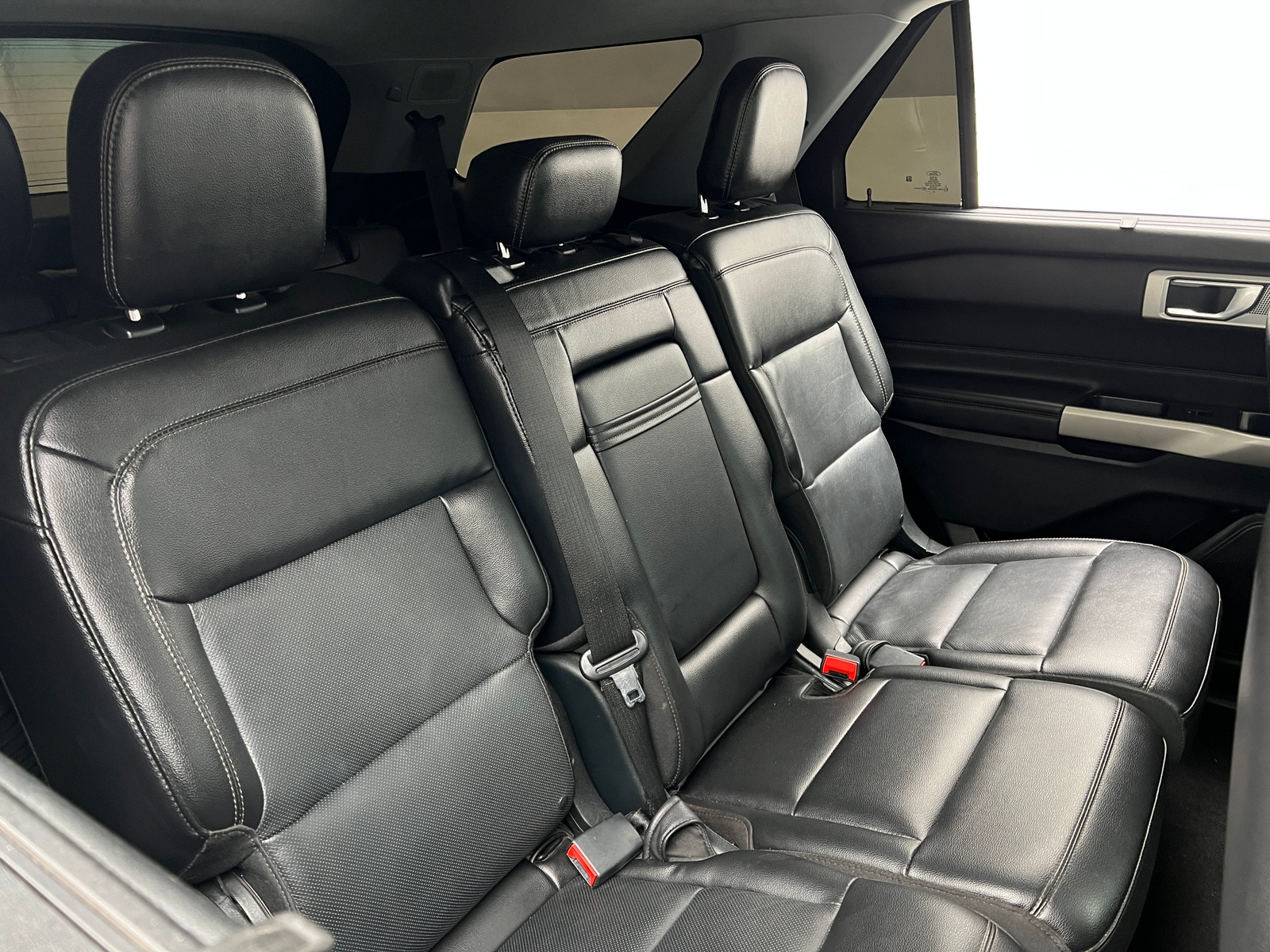 Thumbnail: 2021 Ford Explorer - 5