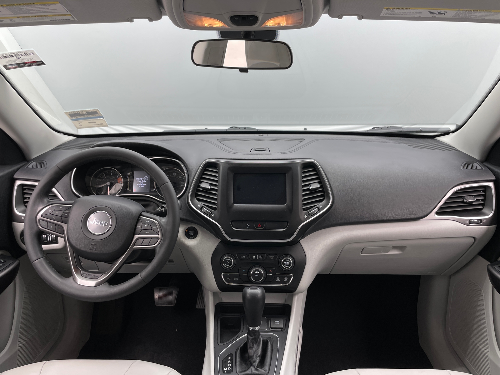 Thumbnail: 2020 Jeep Cherokee - 3