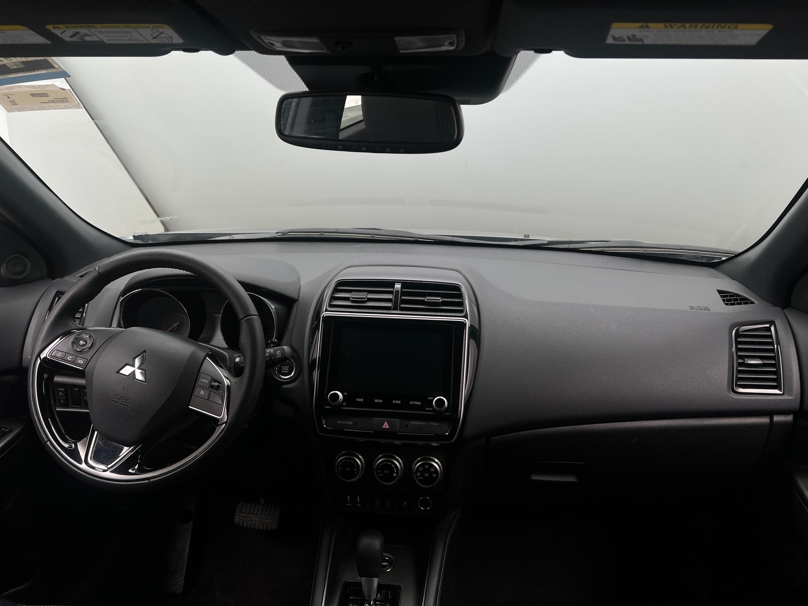 Thumbnail: 2024 Mitsubishi Outlander Sport - 2